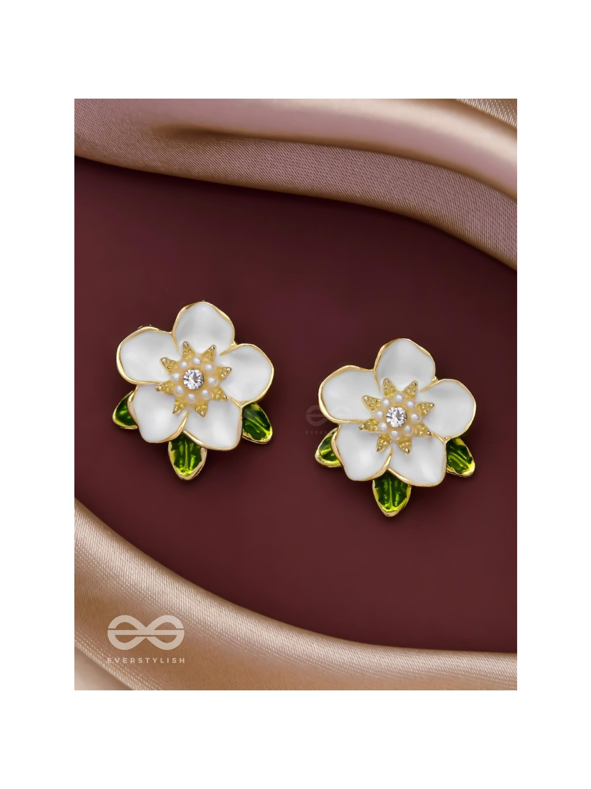 SNOWY BLOSSOMS - GOLDEN EMBELLISHED STUD EARRINGS