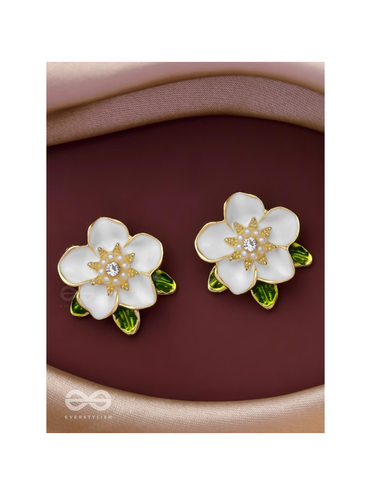 SNOWY BLOSSOMS - GOLDEN EMBELLISHED STUD EARRINGS