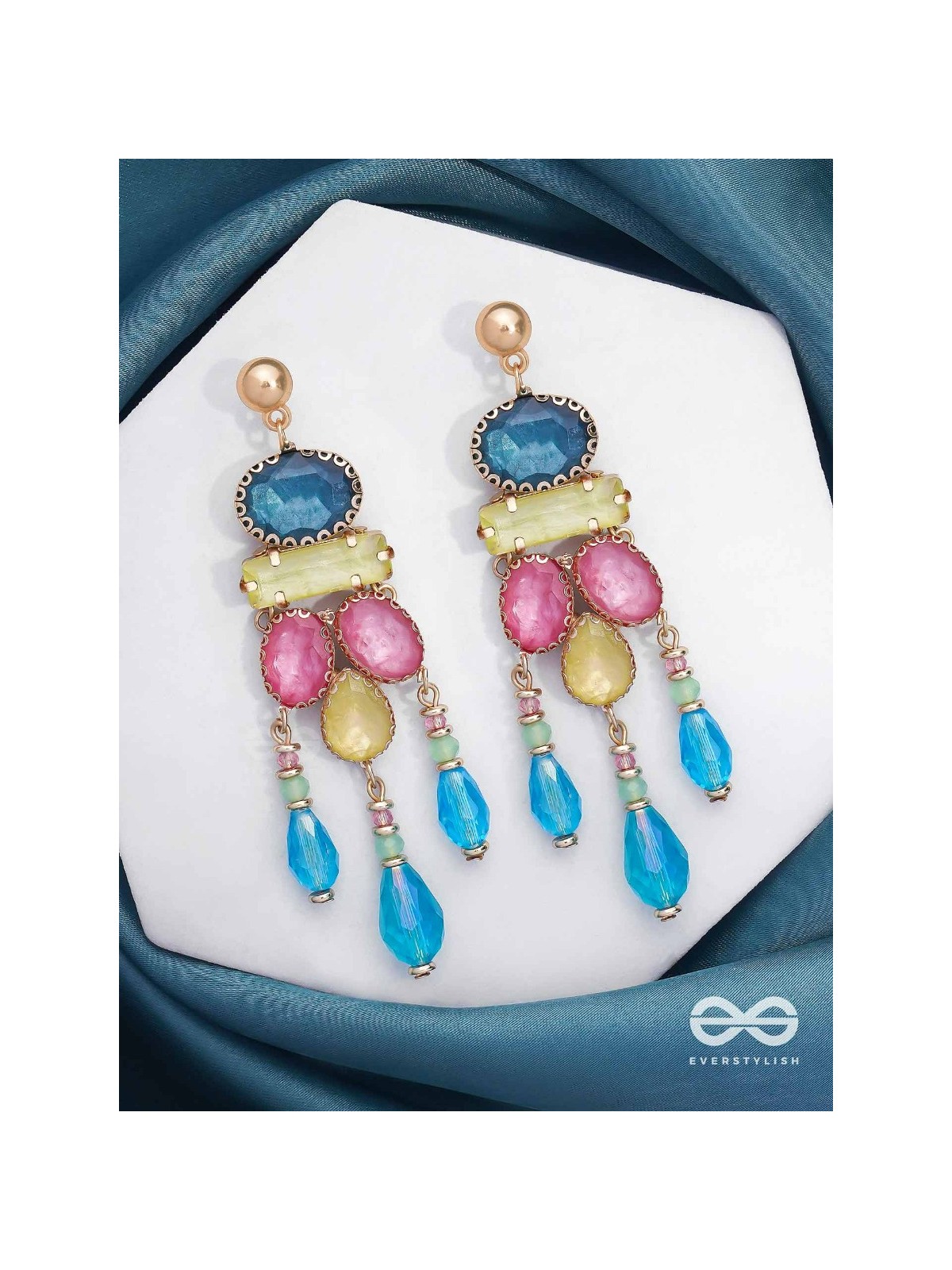 The Bright Delight - Golden Embellished Earrings
