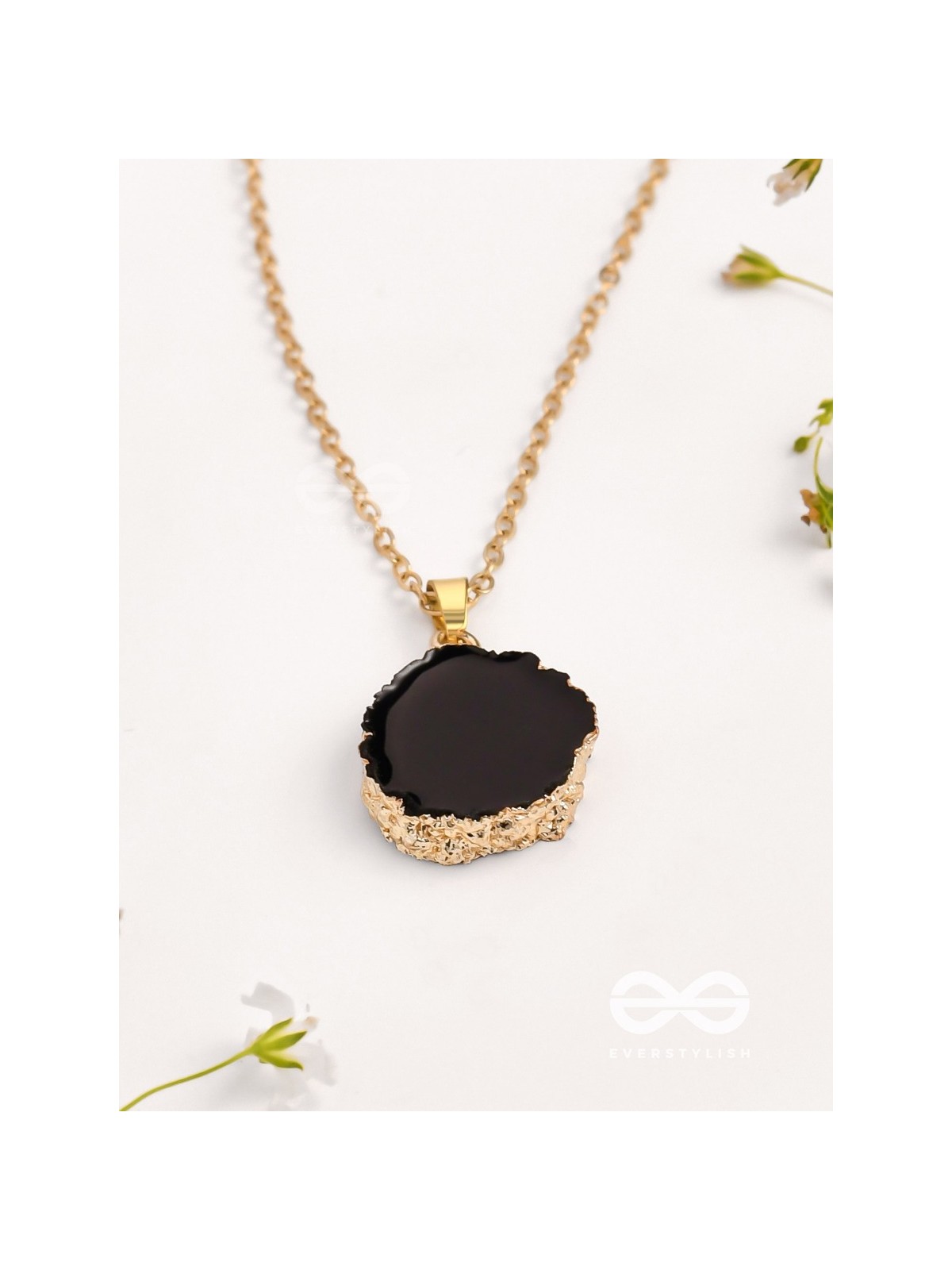 Glowing Magic - Golden And Black Resin Pendant With Anti-Tarnish Coating