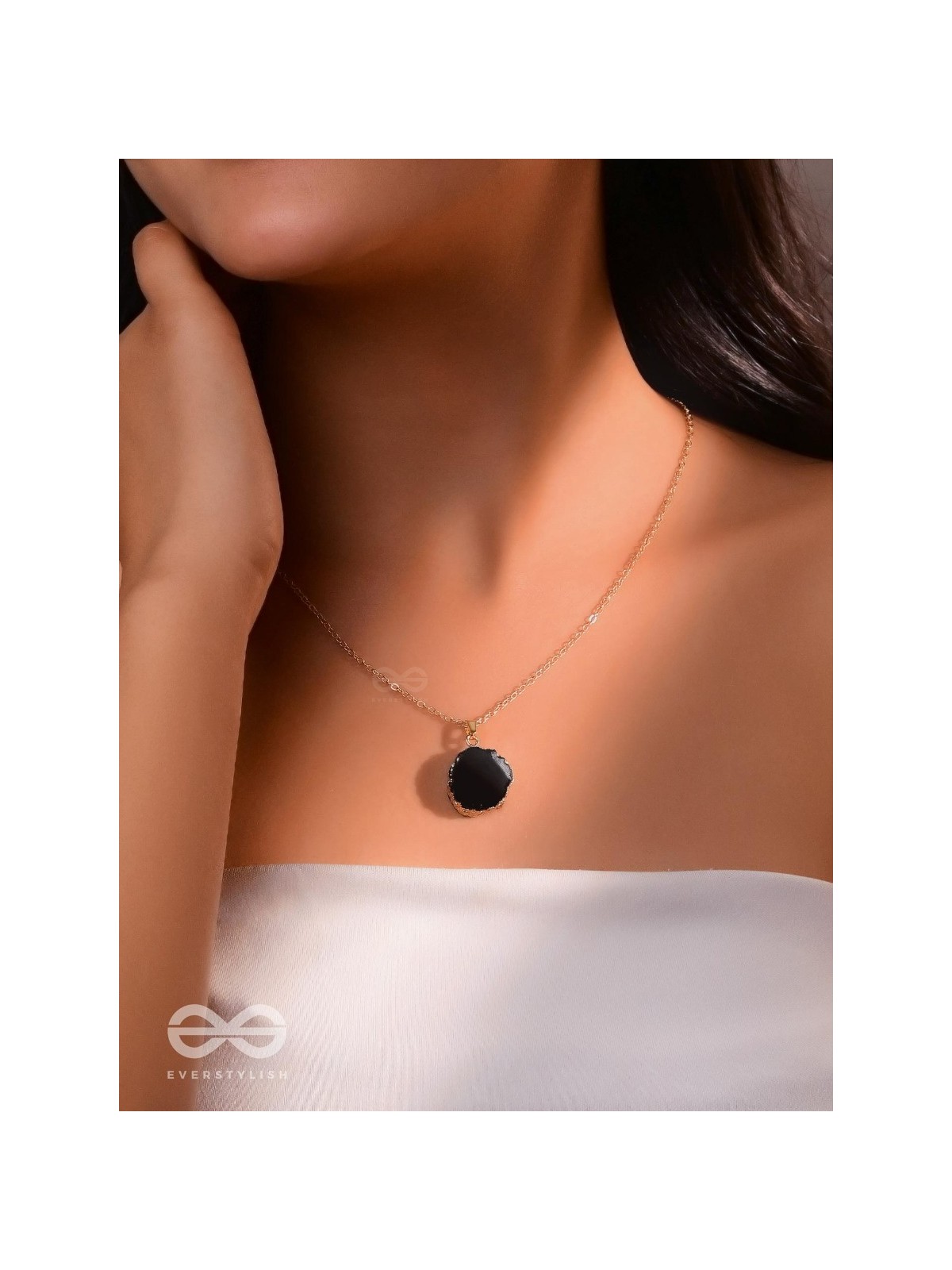 Glowing Magic - Golden And Black Resin Pendant With Anti-Tarnish Coating