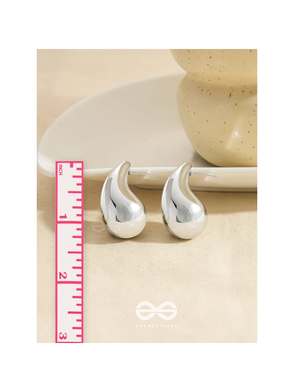 The Glistening Drops - Classy Silver Stud Earrings