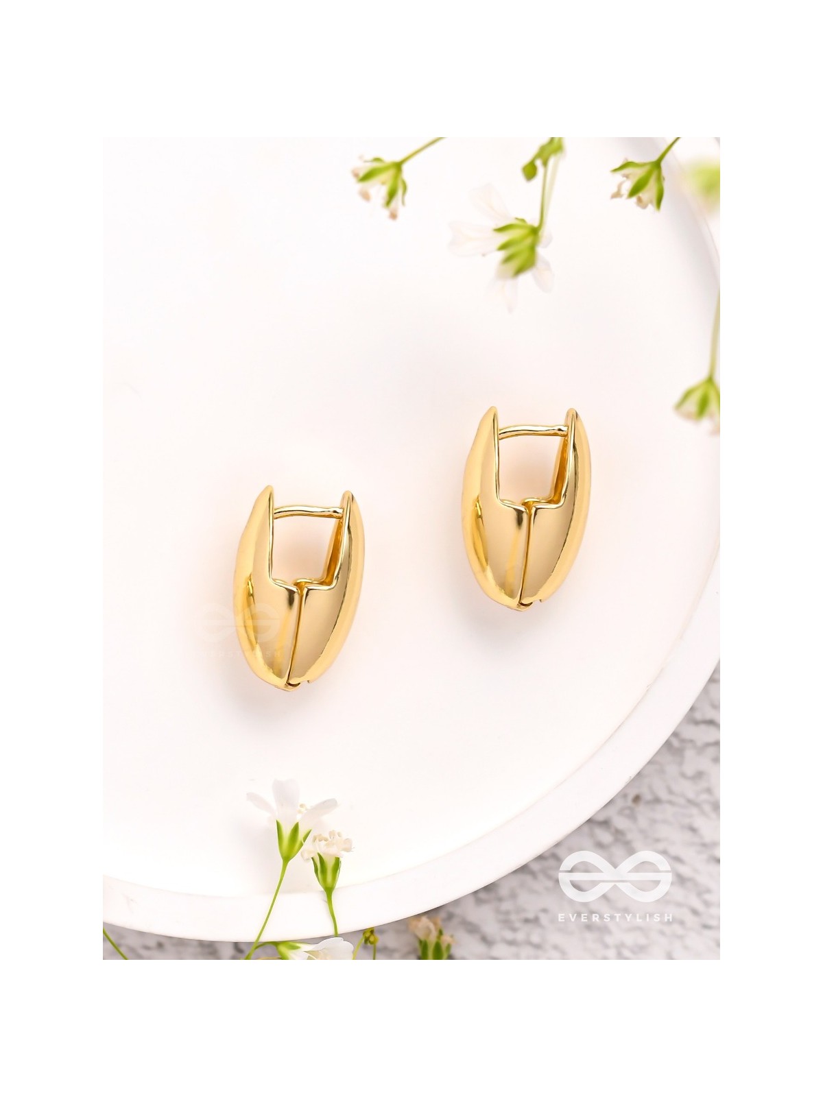 Radiant Essence - Golden Earrings