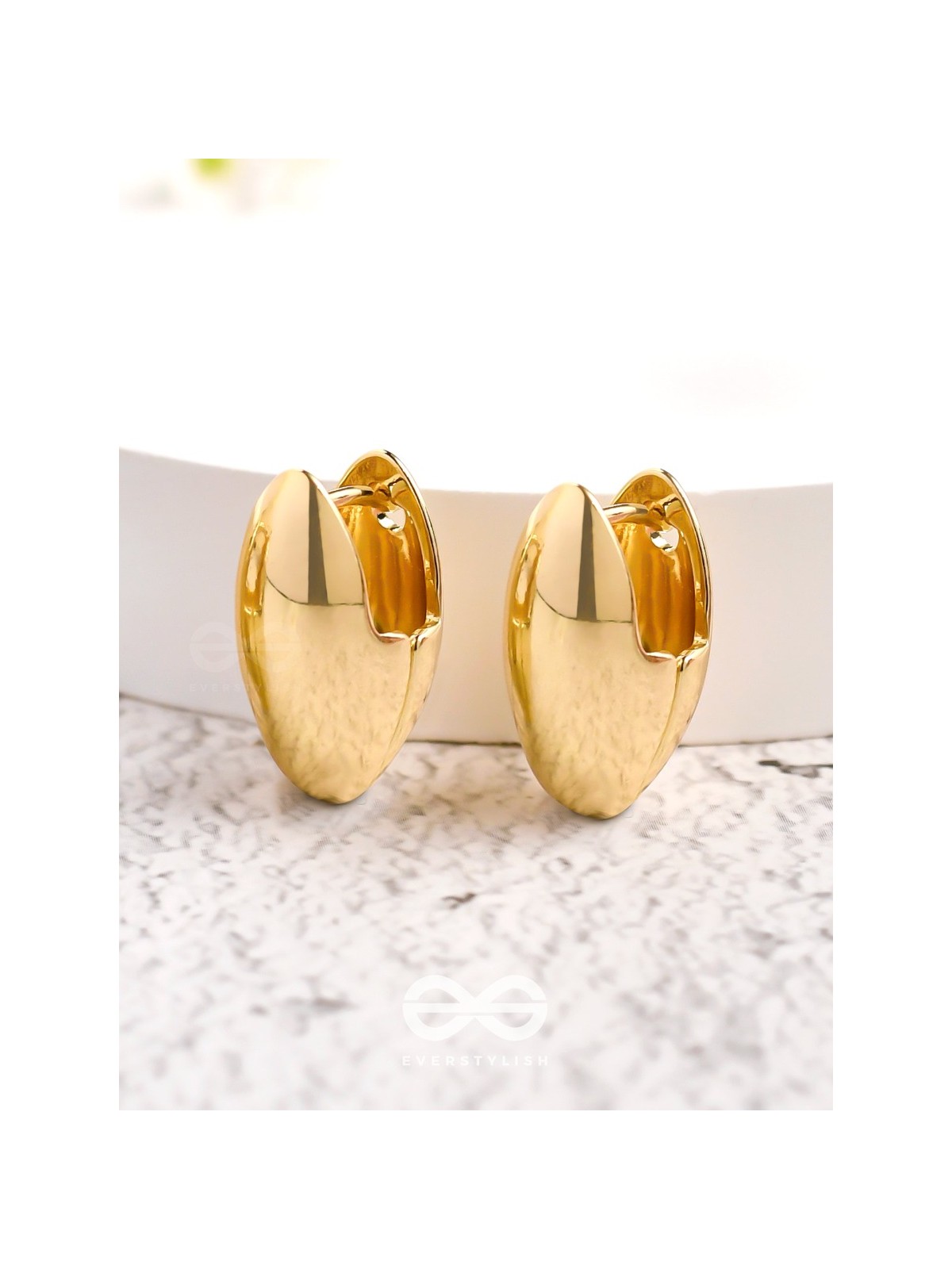 Radiant Essence - Golden Earrings
