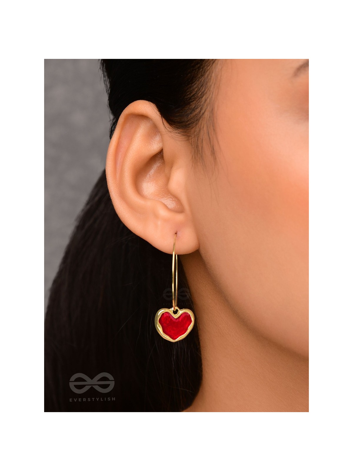 THE HEARTFELT EMBRACE - GOLDEN ENAMELLED HOOPS