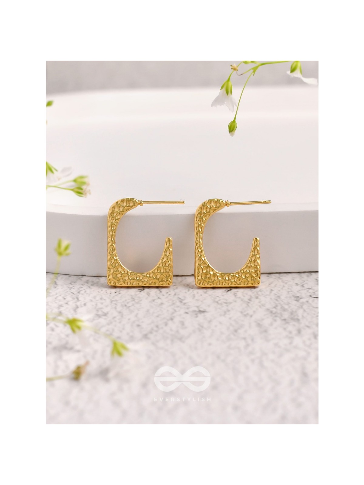 A Pixel Play - Golden Stainless Steel Earrings With Anti-Tarnish Coating