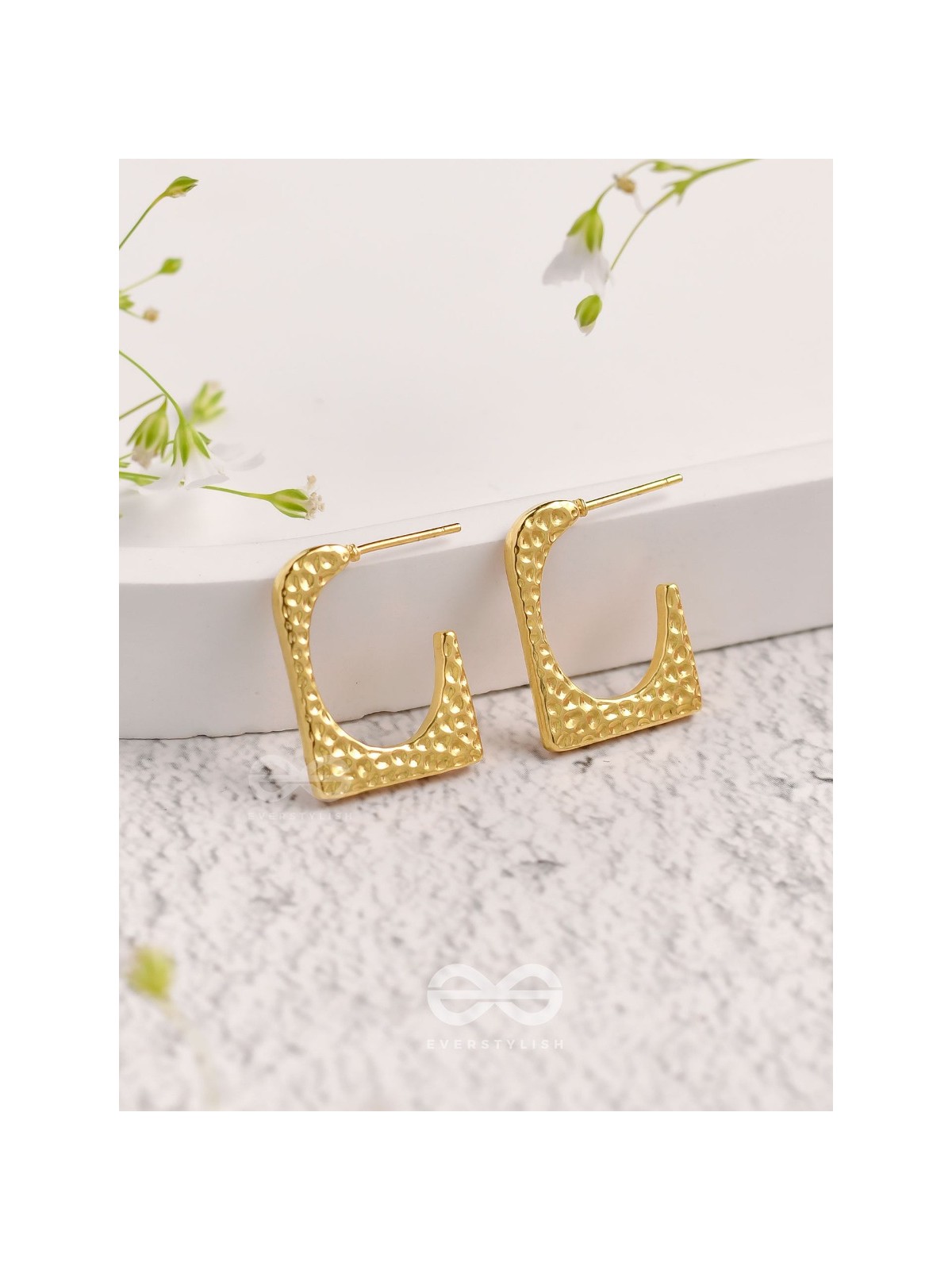 A Pixel Play - Golden Stainless Steel Earrings With Anti-Tarnish Coating
