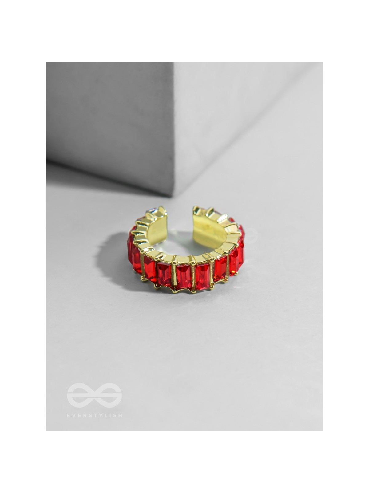 Sparkling Halo - Golden Embellished Ring (Red)