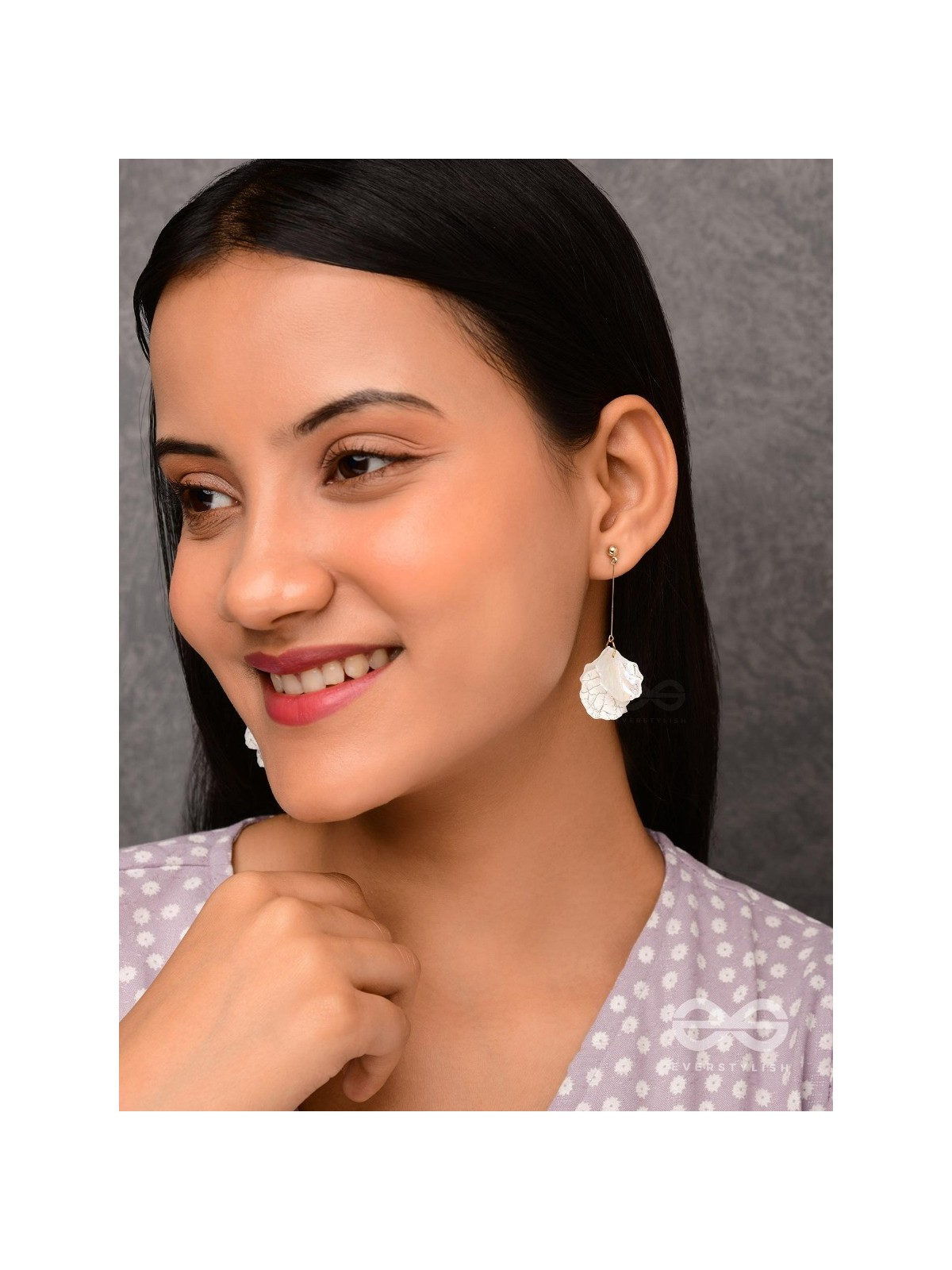 The Snow Petals- Acrylic Earrings 