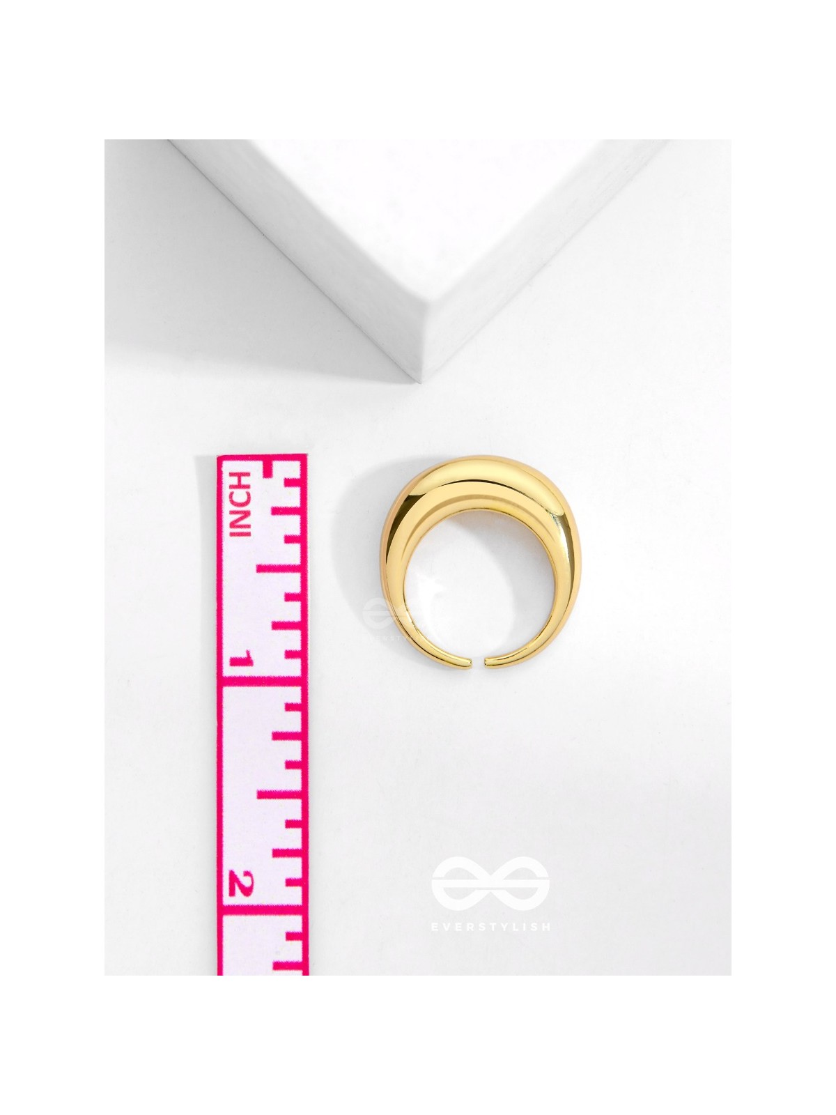The Golden Grace - Golden Statement Ring 
