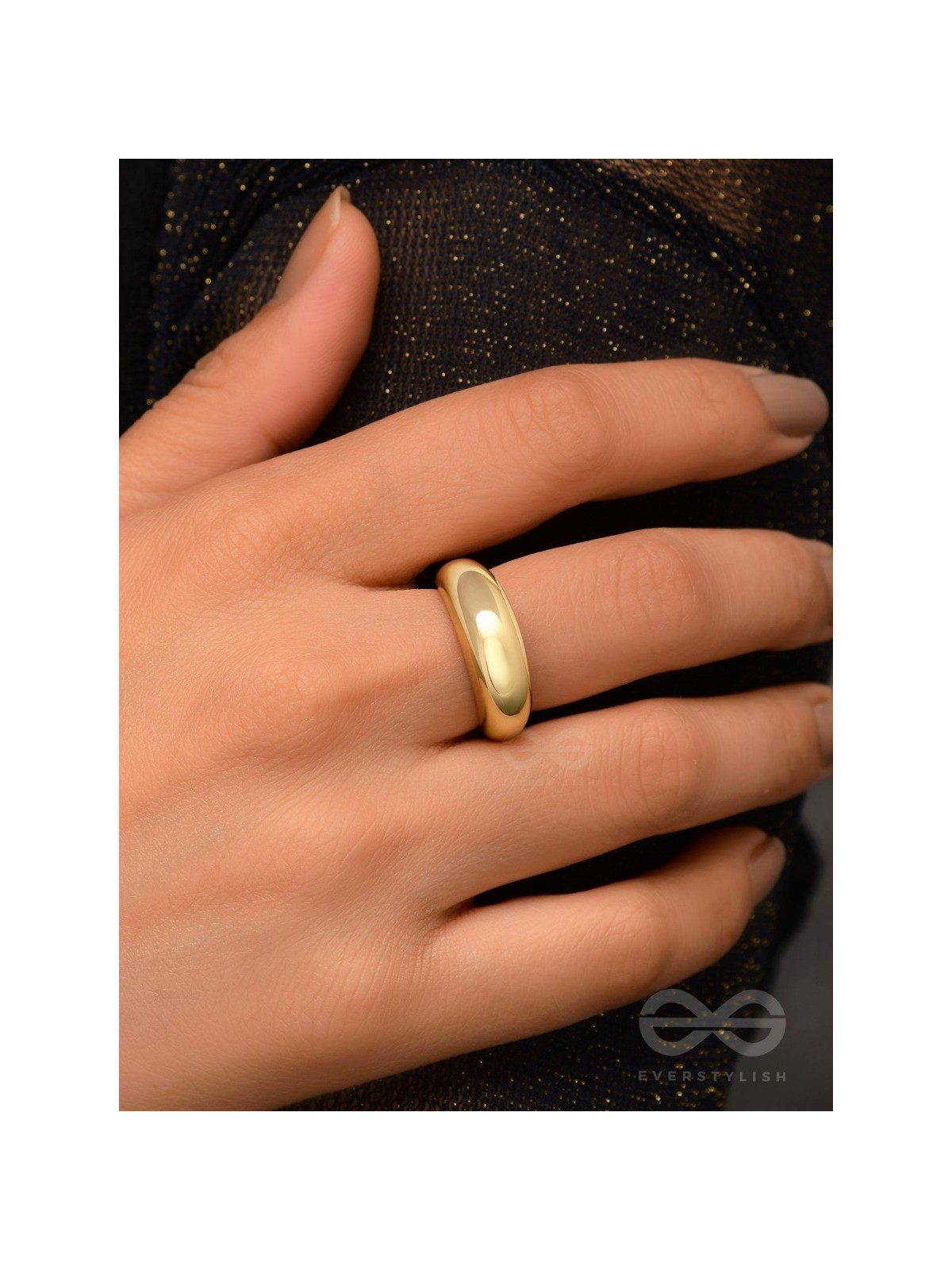 The Golden Grace - Golden Statement Ring 