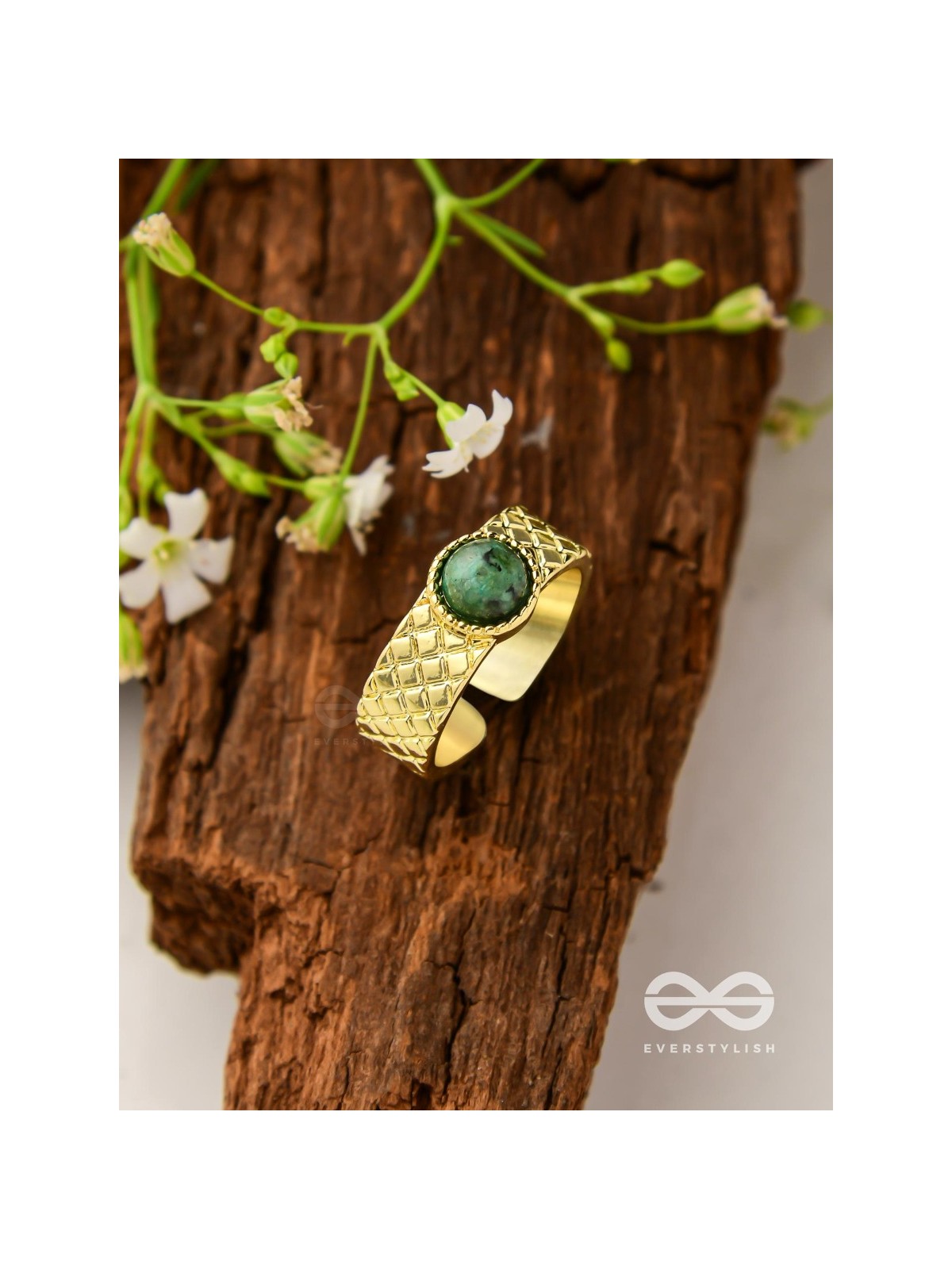 Gilded Matcha Elegance - Golden Beaded Ring (Adjustable)