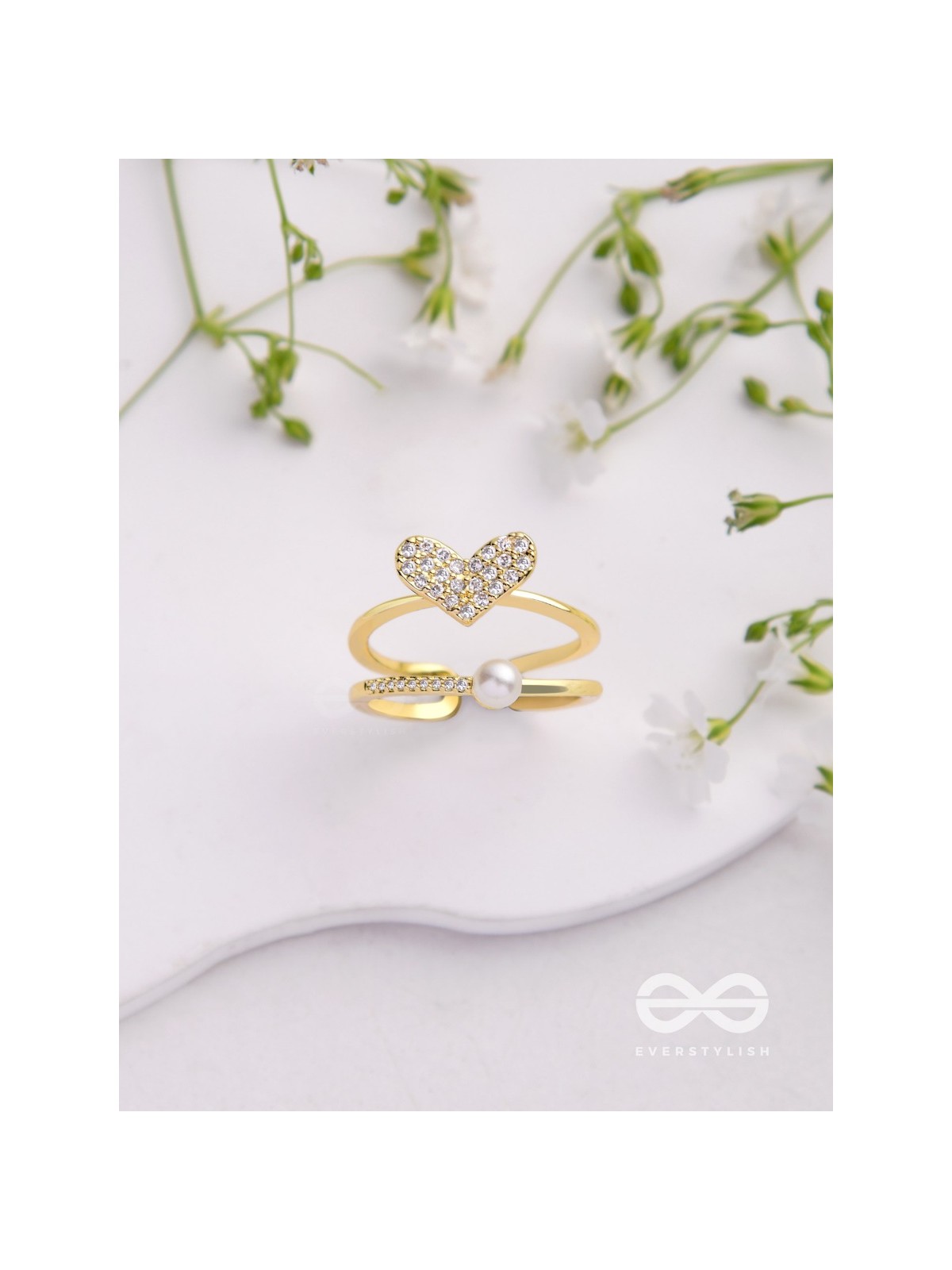 The Love Sparkle - Golden Embellished Ring 