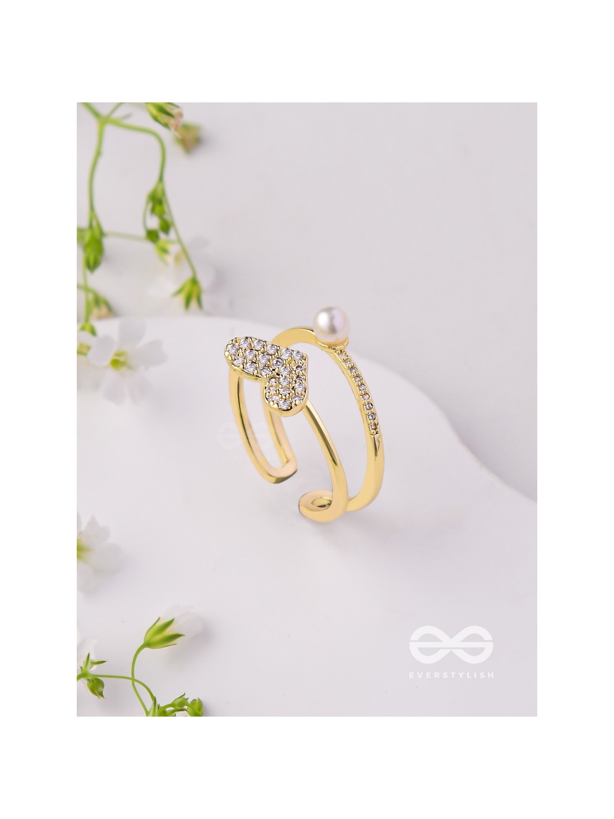 The Love Sparkle - Golden Embellished Ring 