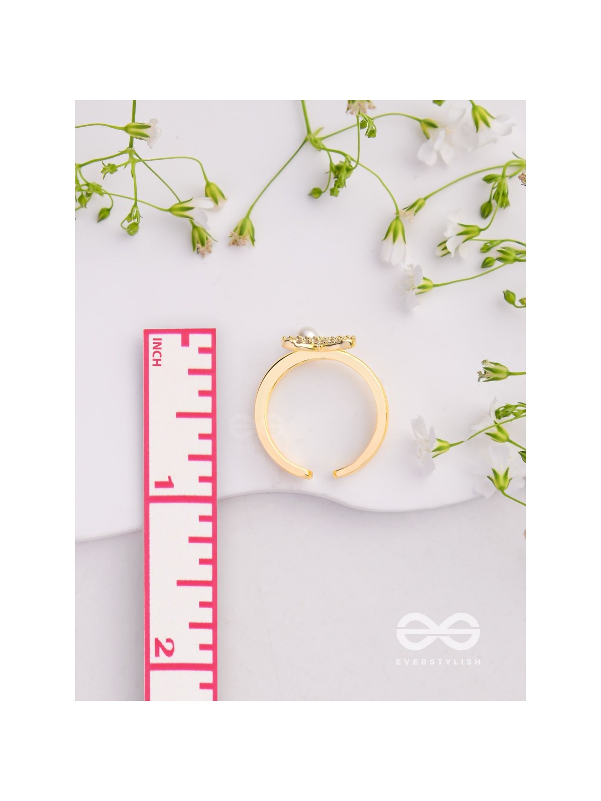 The Love Sparkle - Golden Embellished Ring 