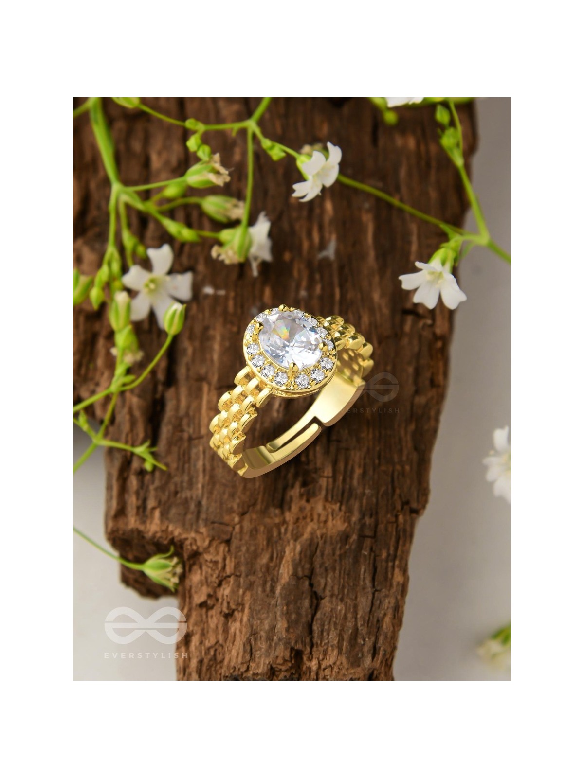 The Radiant Rhinestone - Golden Cubic Zirconia Ring 