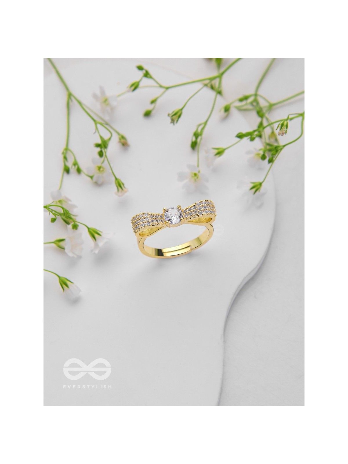 Sparkling Bow Affair - Golden Embellished Ring 