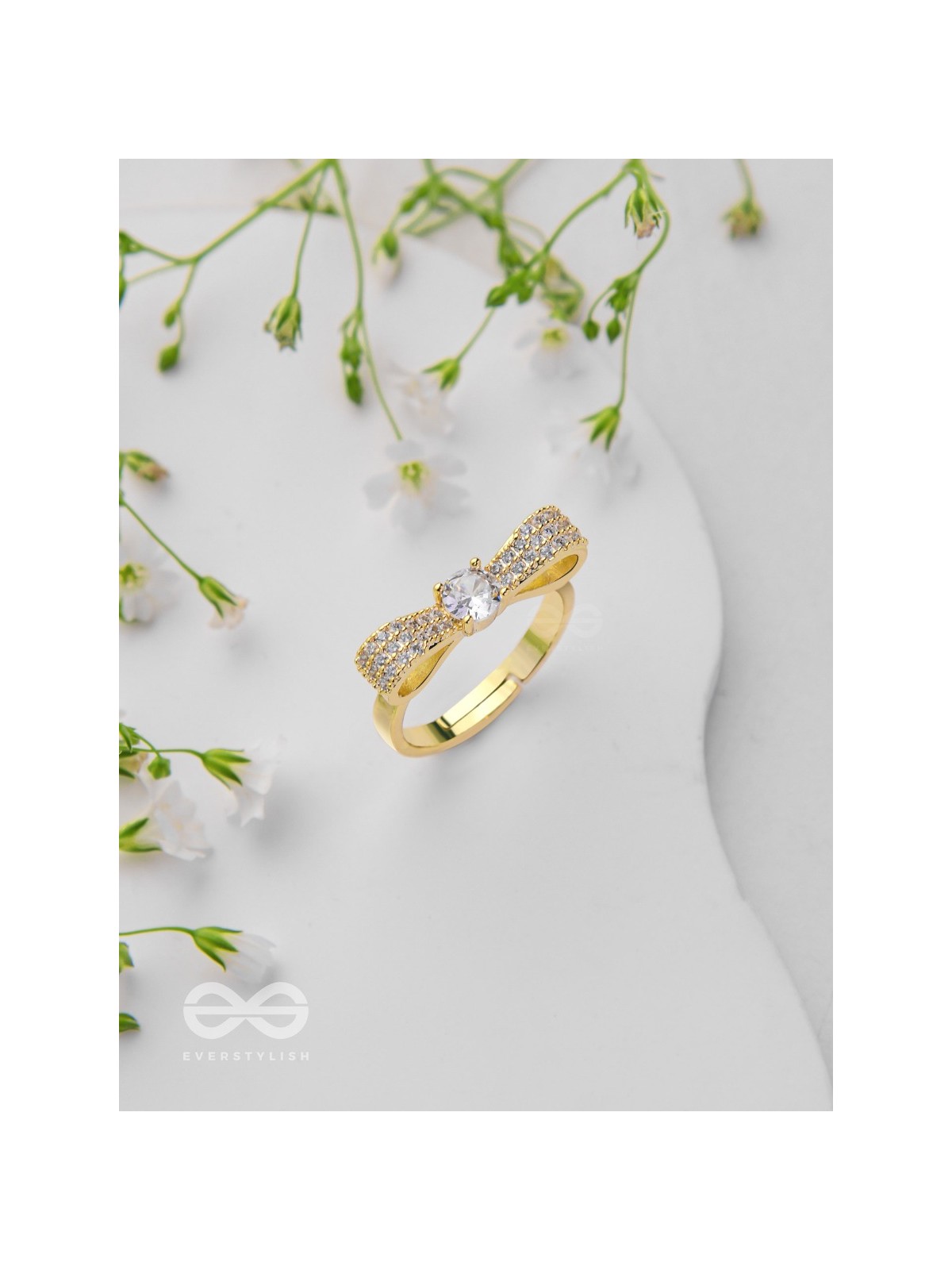 Sparkling Bow Affair - Golden Embellished Ring 