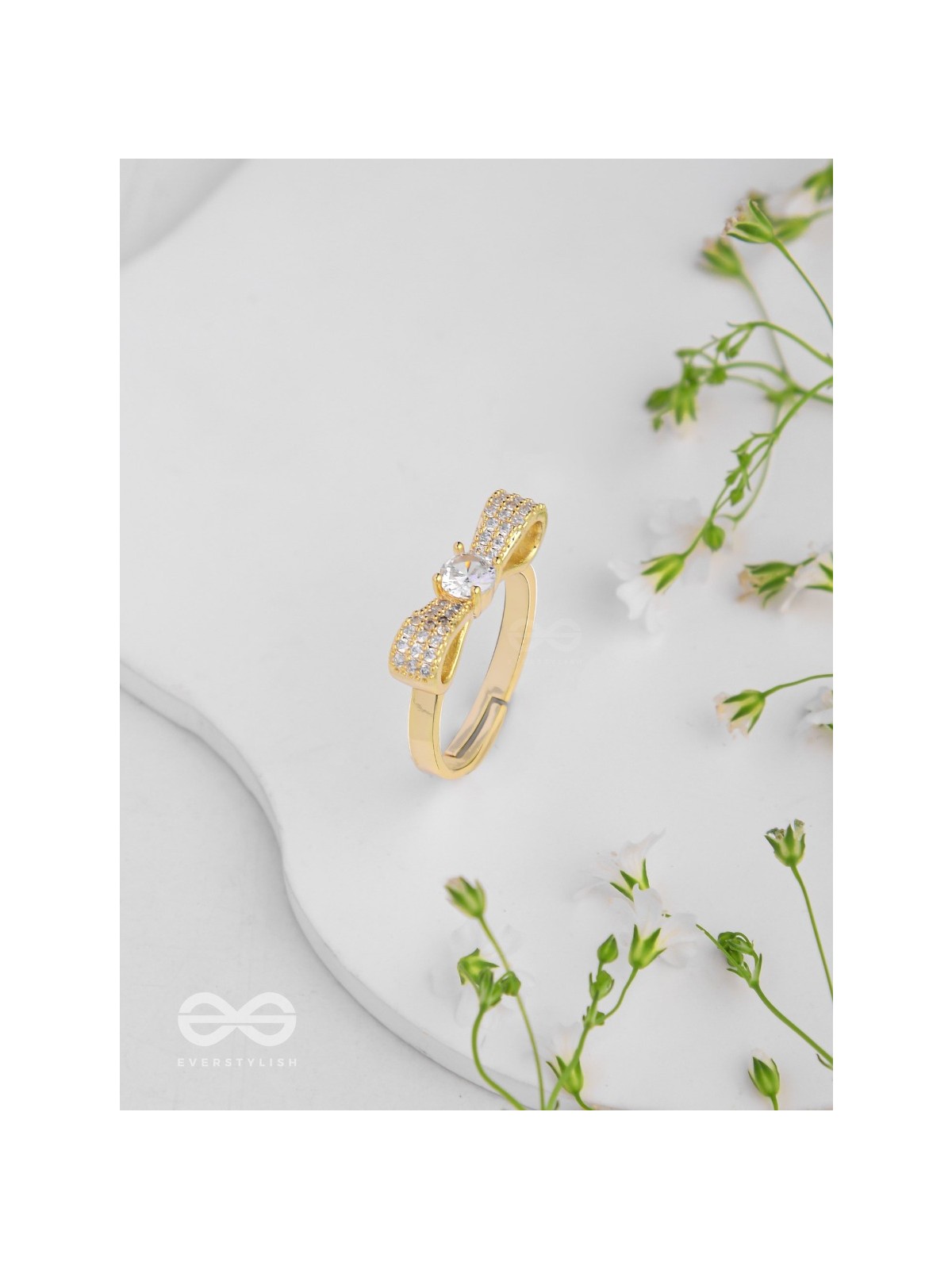 Sparkling Bow Affair - Golden Embellished Ring 