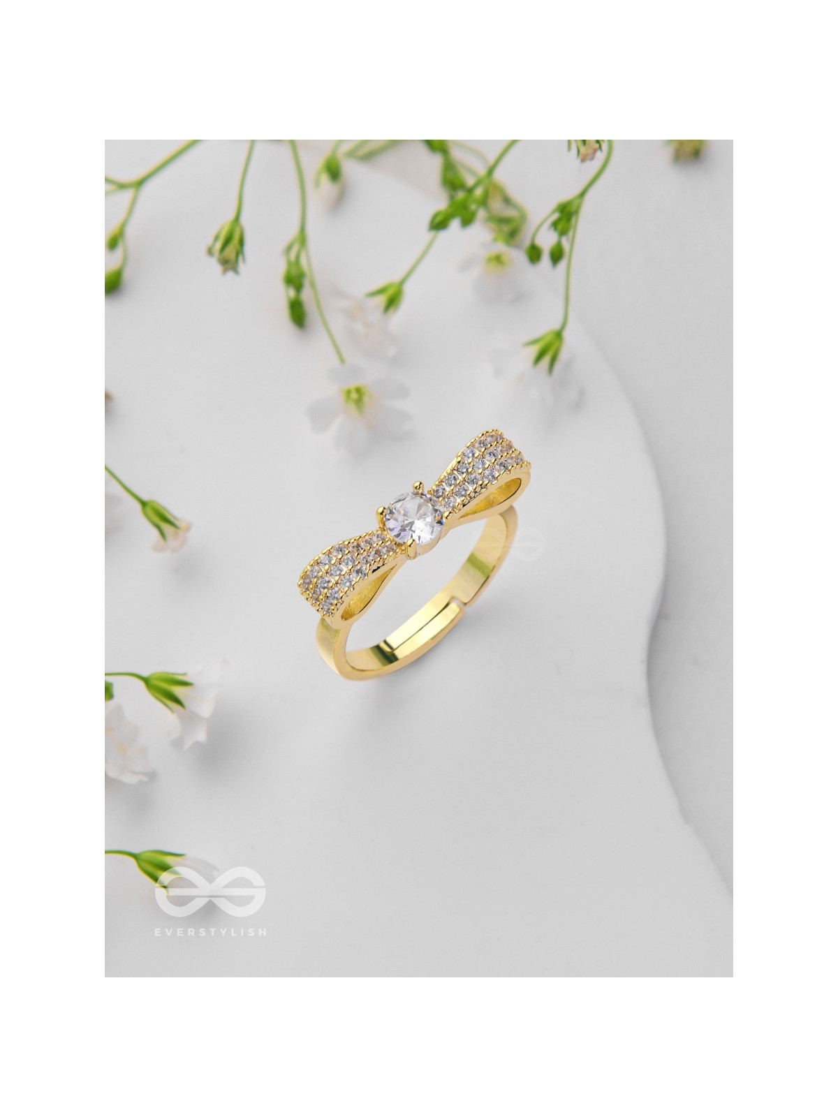 Sparkling Bow Affair - Golden Embellished Ring 