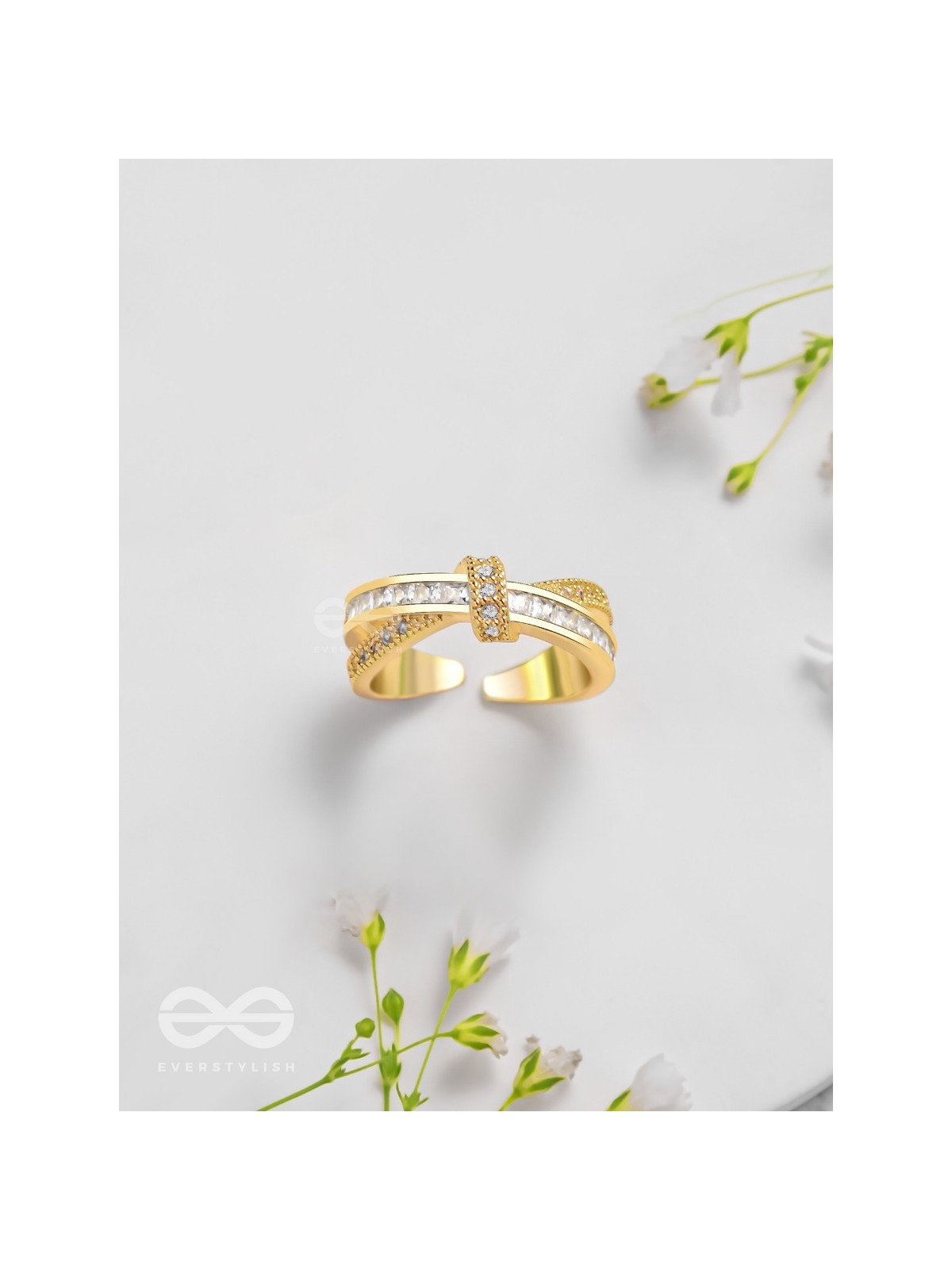 Twilight Crossroads - Golden Embellished Ring 