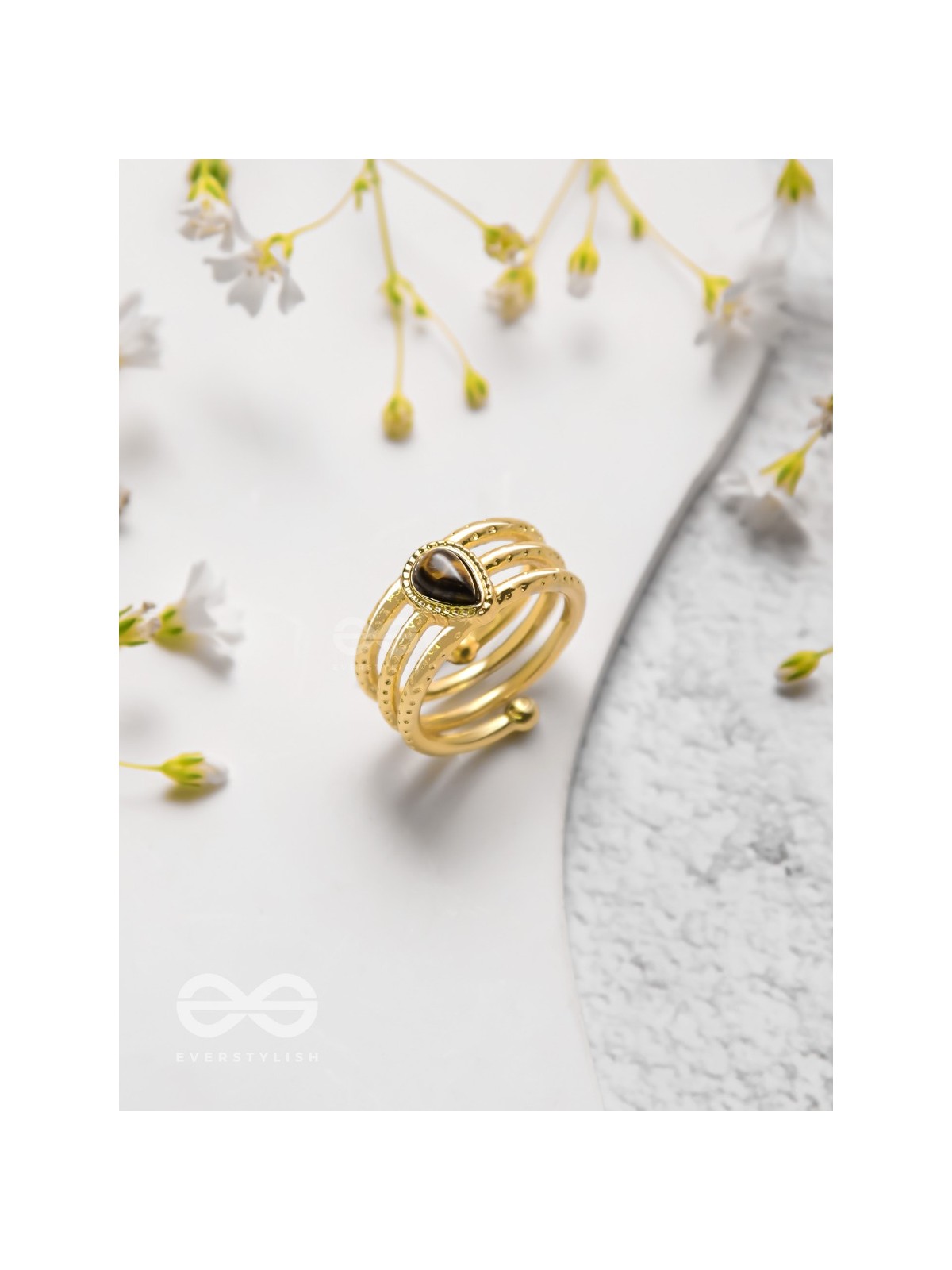 Gilded Mocha Elegance - Golden Beaded Ring 