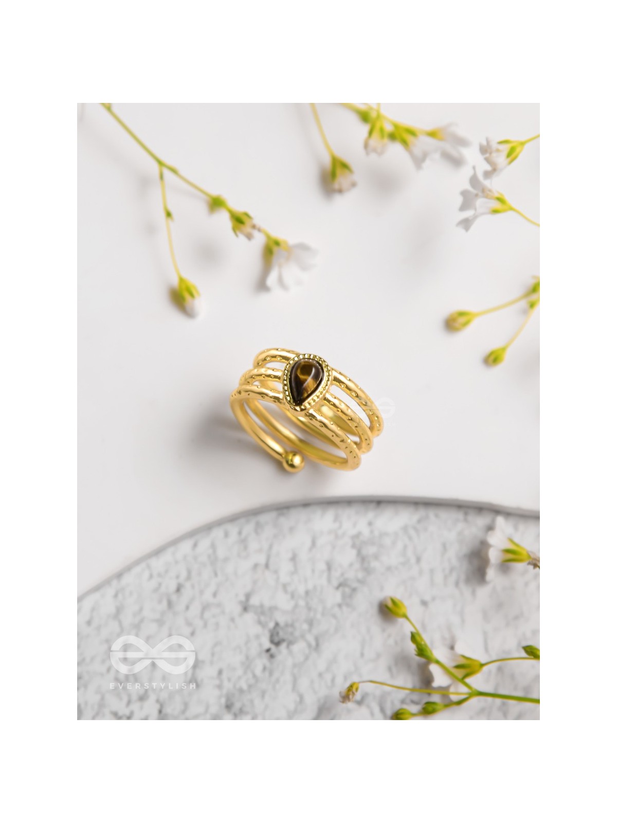 Gilded Mocha Elegance - Golden Beaded Ring 