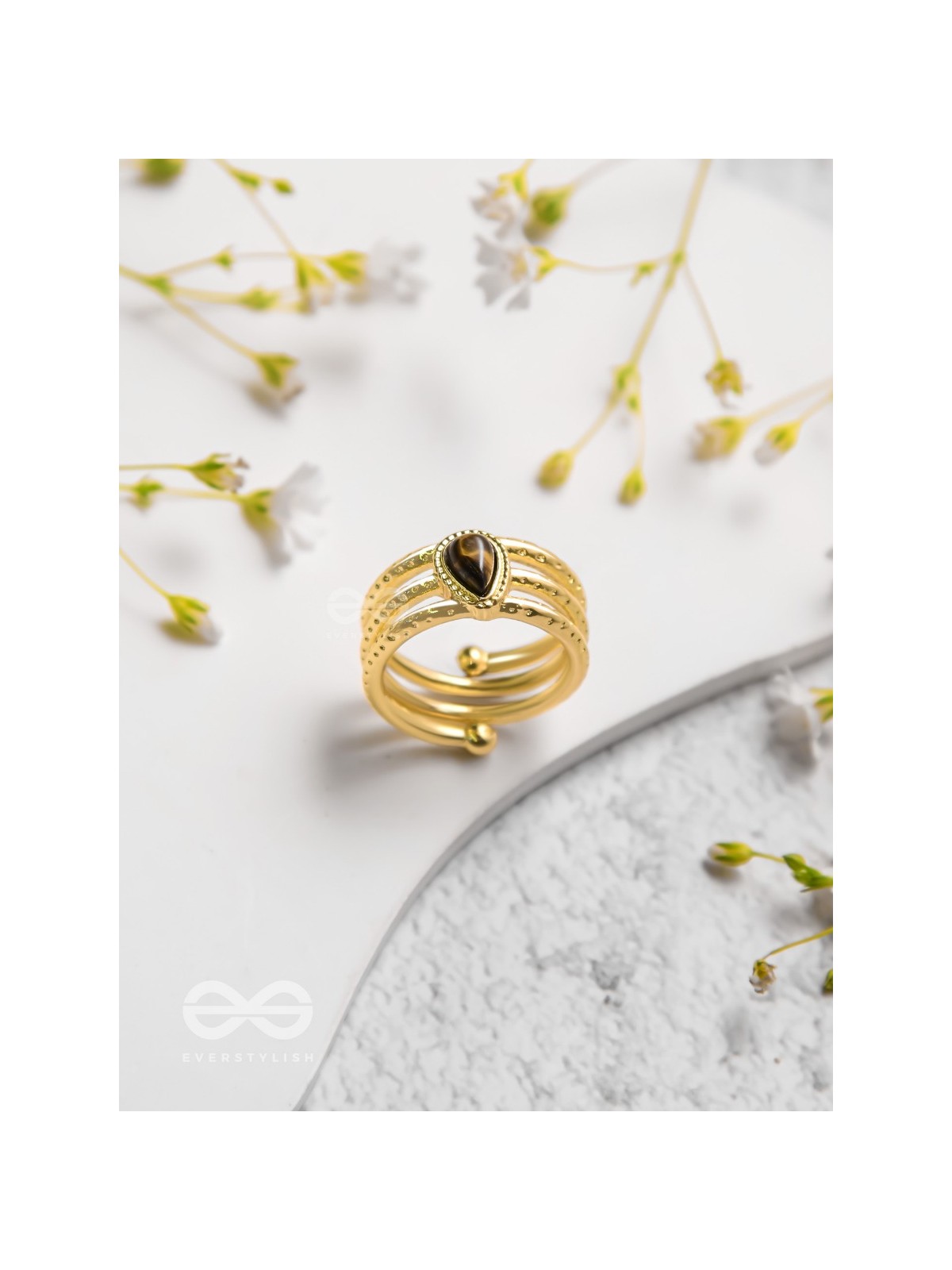 Gilded Mocha Elegance - Golden Beaded Ring 