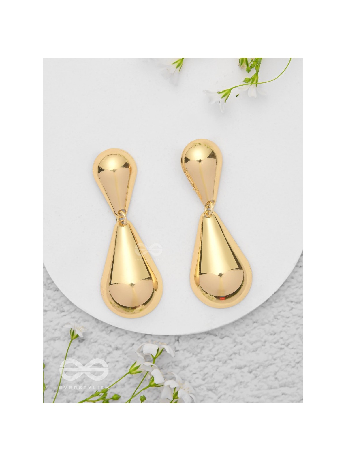 Glowing Galore - Statement Golden Earrings