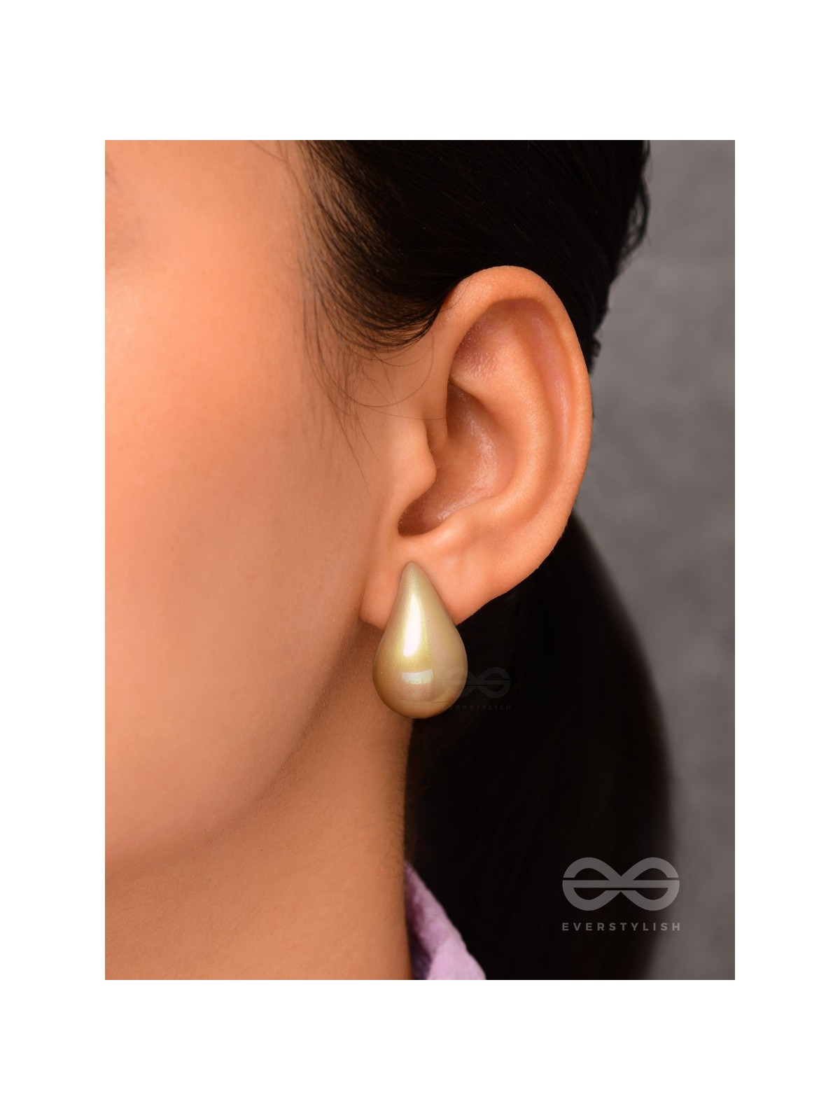 Glitter Drops - Holographic Acrylic Earrings (Golden)