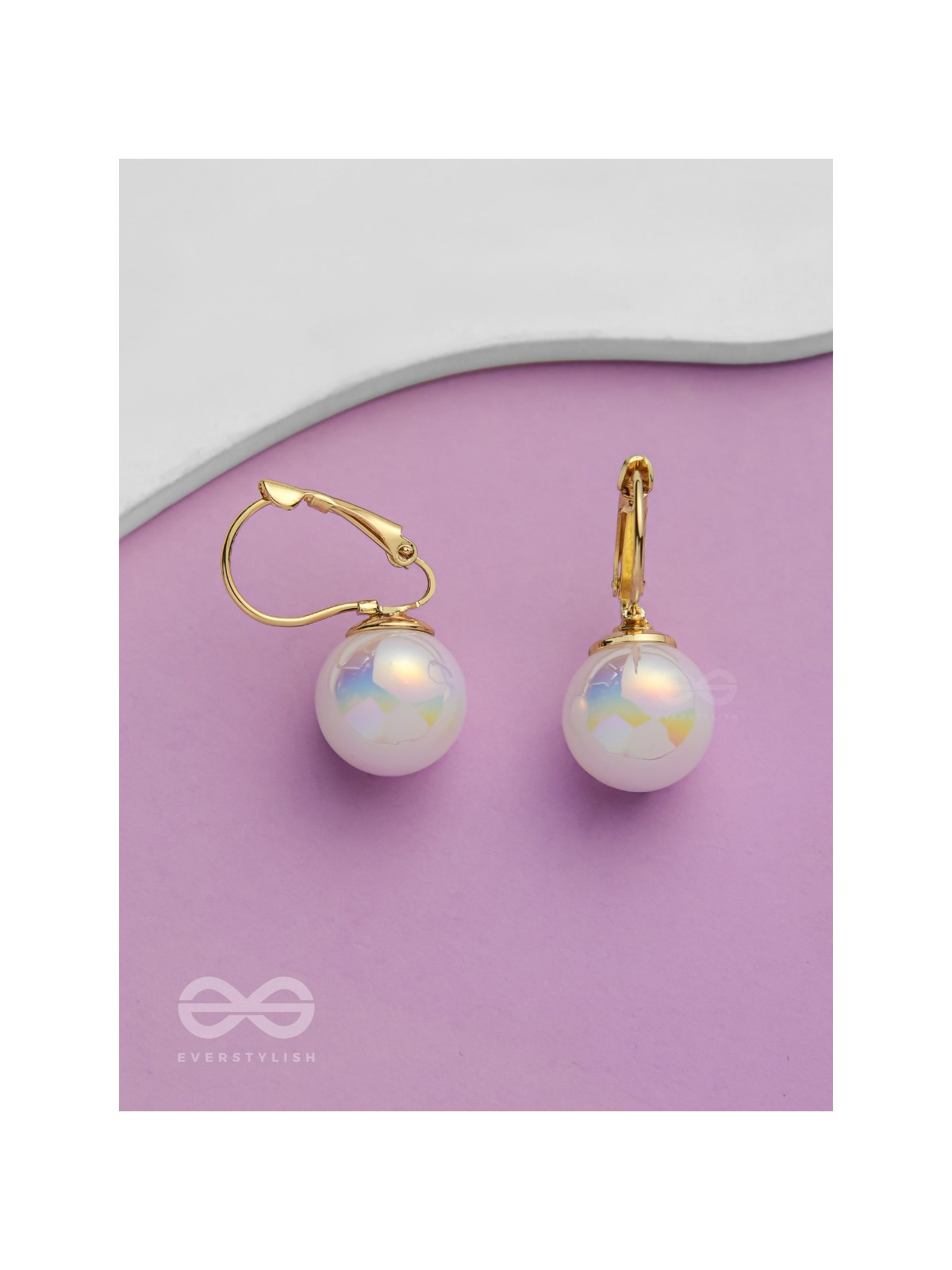 Multichromic Pearls - Holographic Golden Pearl Earrings