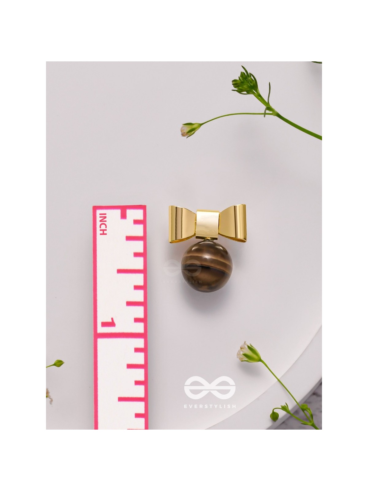 Earthy Bows - Golden Earrings