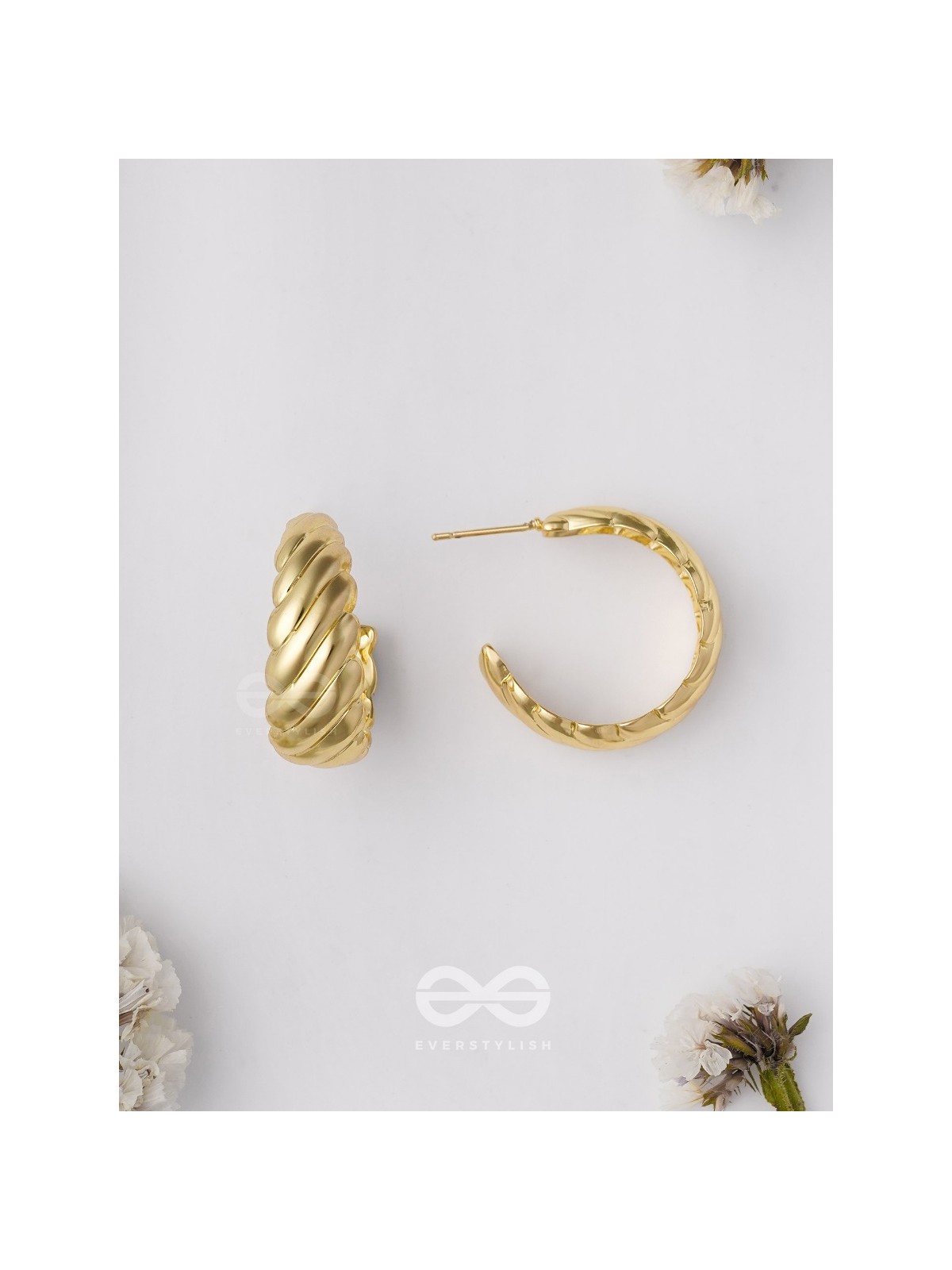 Jubilee Luster - Golden Earrings