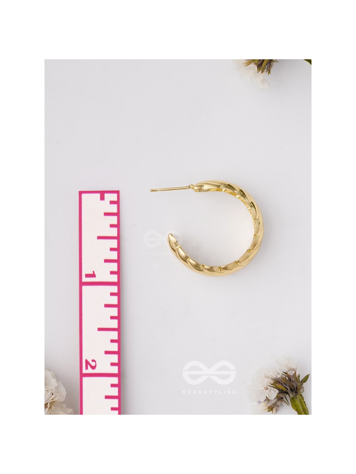 Jubilee Luster - Golden Earrings