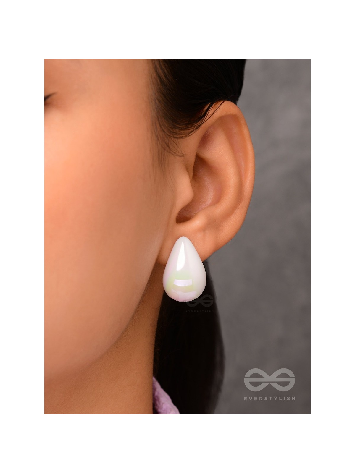 Shining Crescents - Holographic Acrylic Earrings (White)