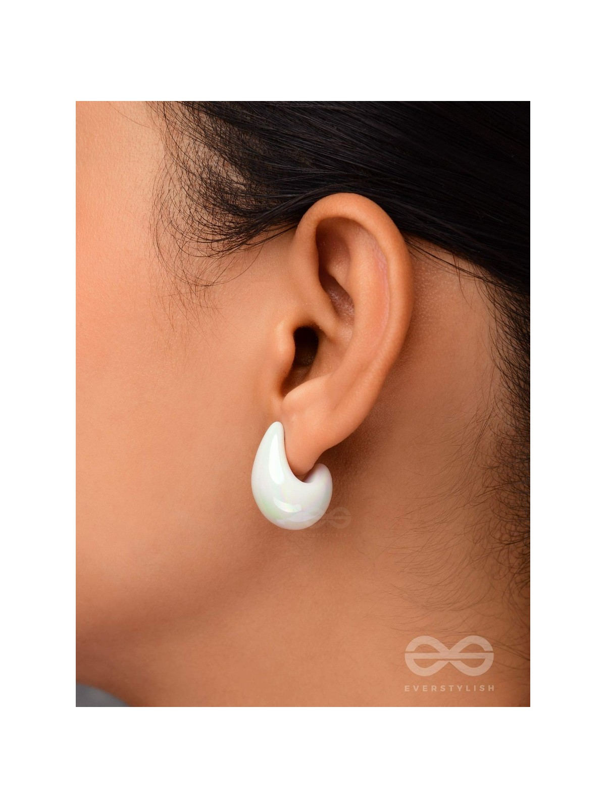 Shining Crescents - Holographic Acrylic Earrings (White)