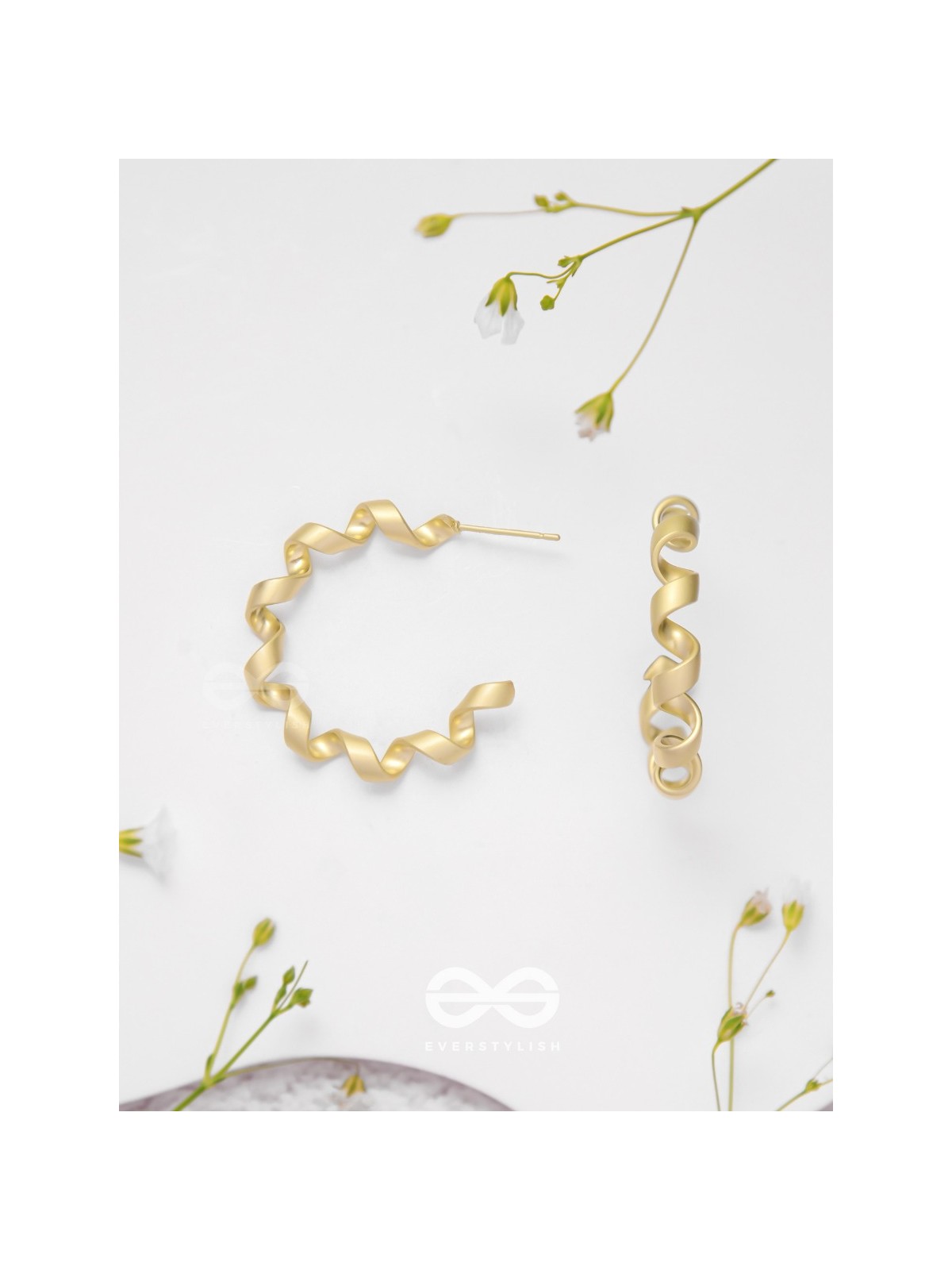 Twisted Curves - Golden Earrings