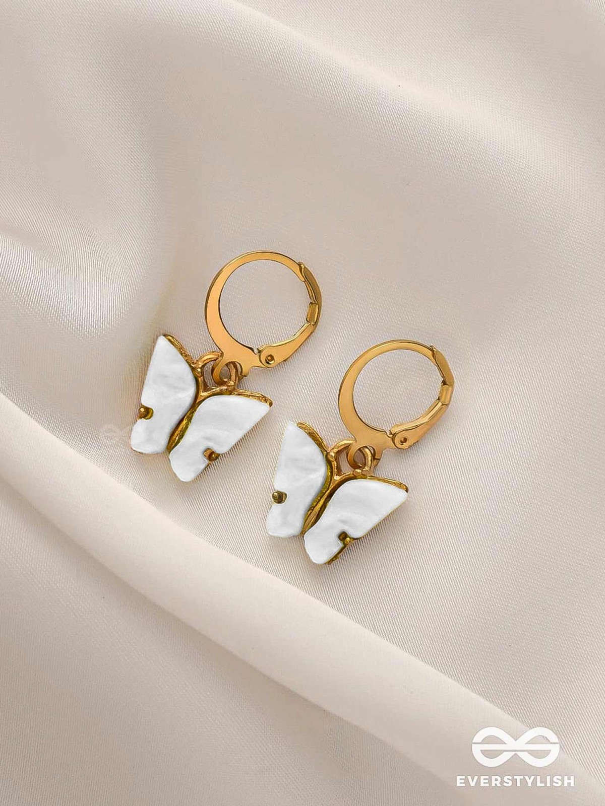 Take The Sky Like A Butterfly - Cute Golden Dangler Earrings (White)