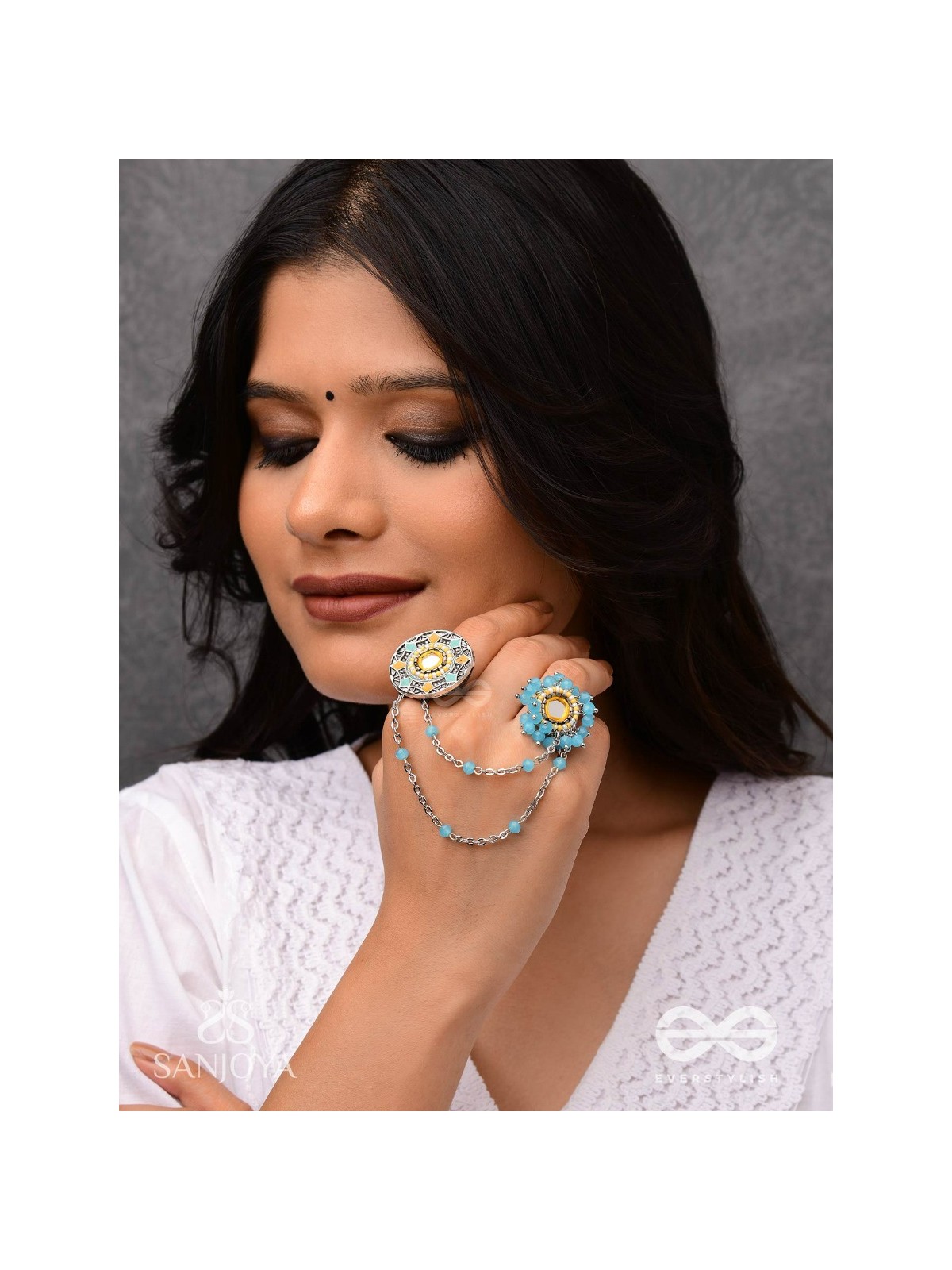 Ambarant - The Horizon Bands - Mirror And Beads Hand Embroidered Enamelled Oxidised Chain Linked Double Rings (Adjustable)