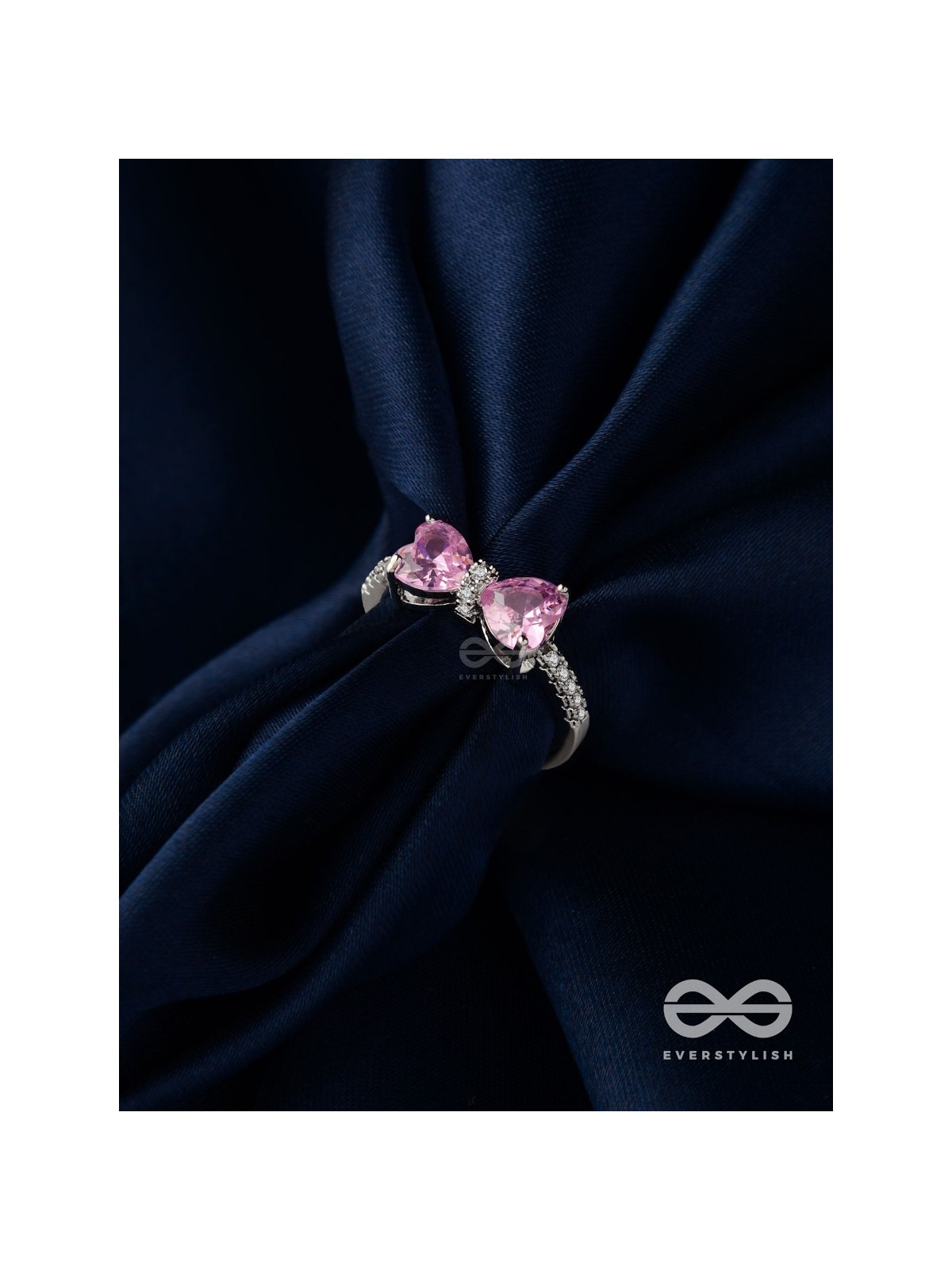 The Cindrella'S Bow - Silver Embellished Ring (Adjustable)