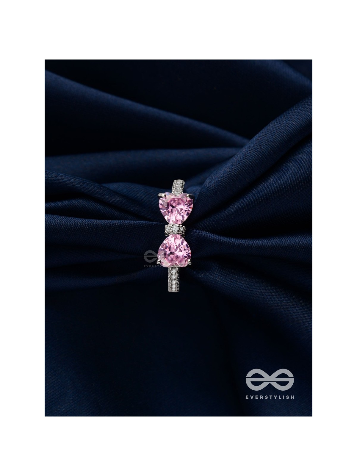 The Cindrella'S Bow - Silver Embellished Ring (Adjustable)