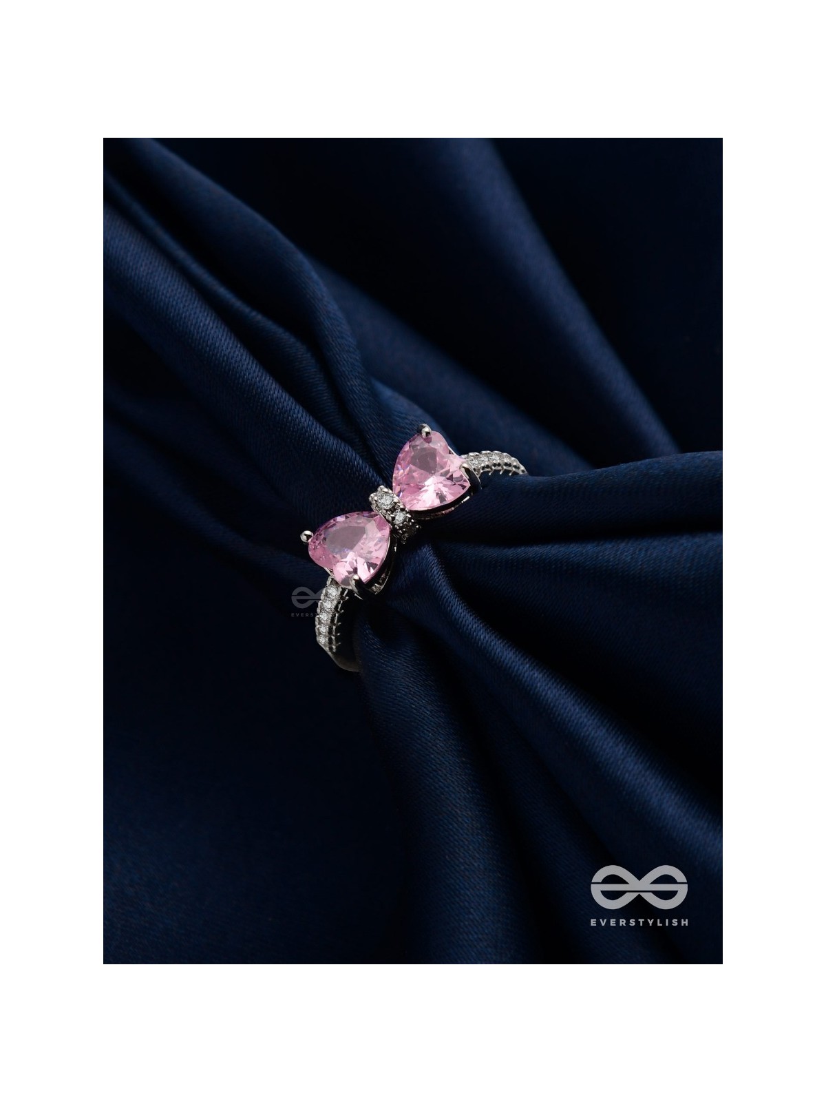 The Cindrella'S Bow - Silver Embellished Ring (Adjustable)