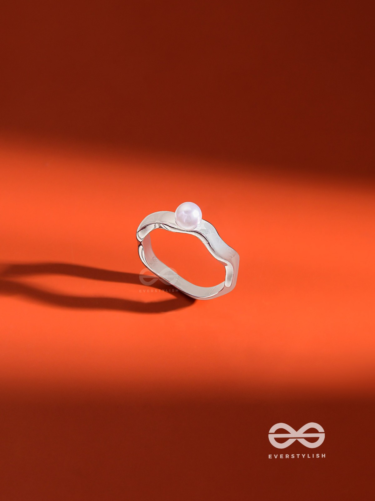 The Pearl Modesty - Silver Ring