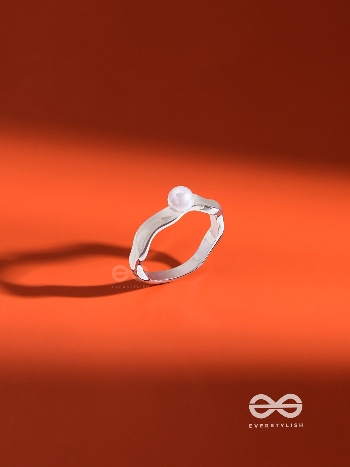 The Pearl Modesty - Silver Ring