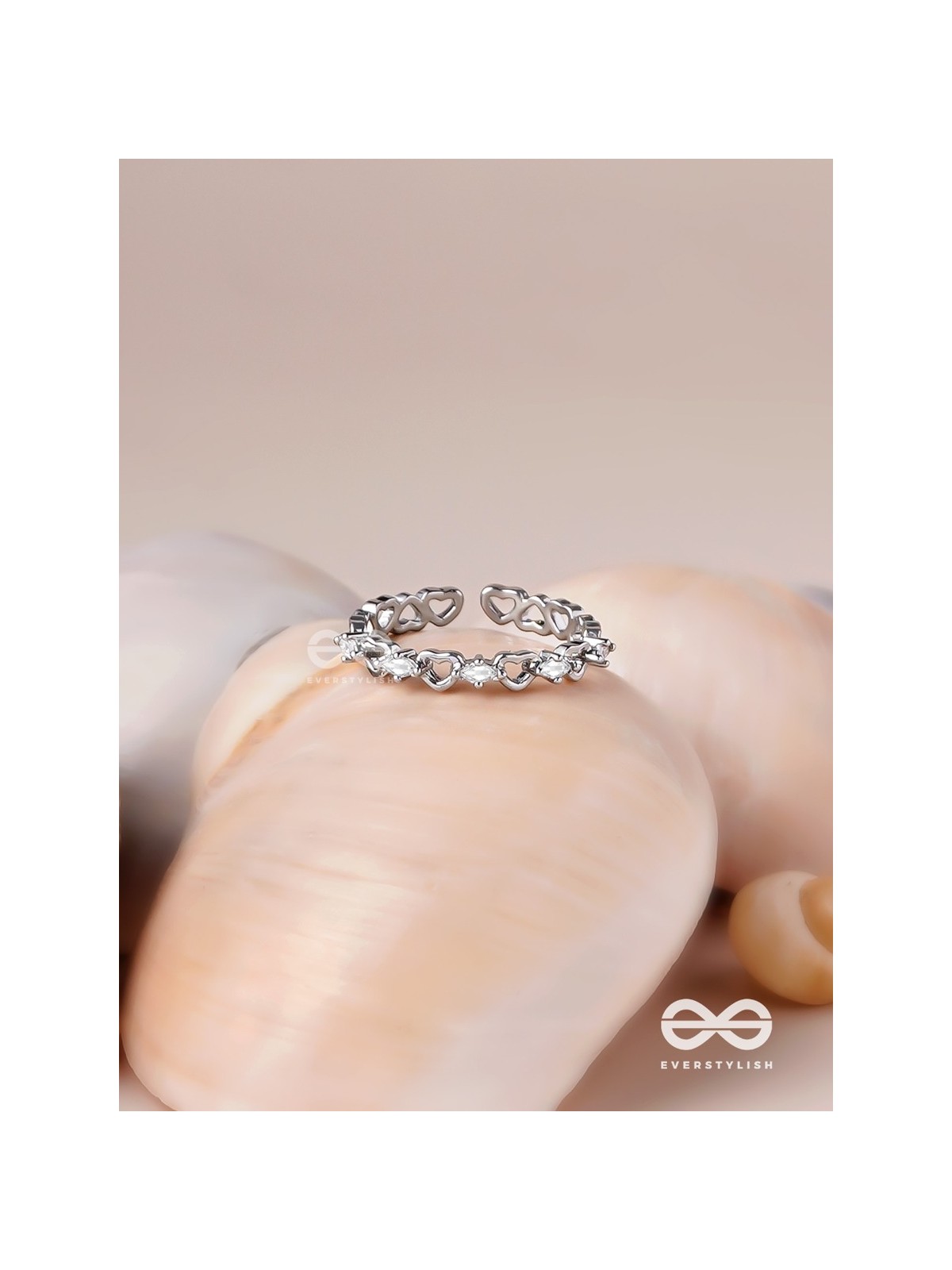 The Heart Confetti - Silver Cubic Zirconia Ring (Adjustable)