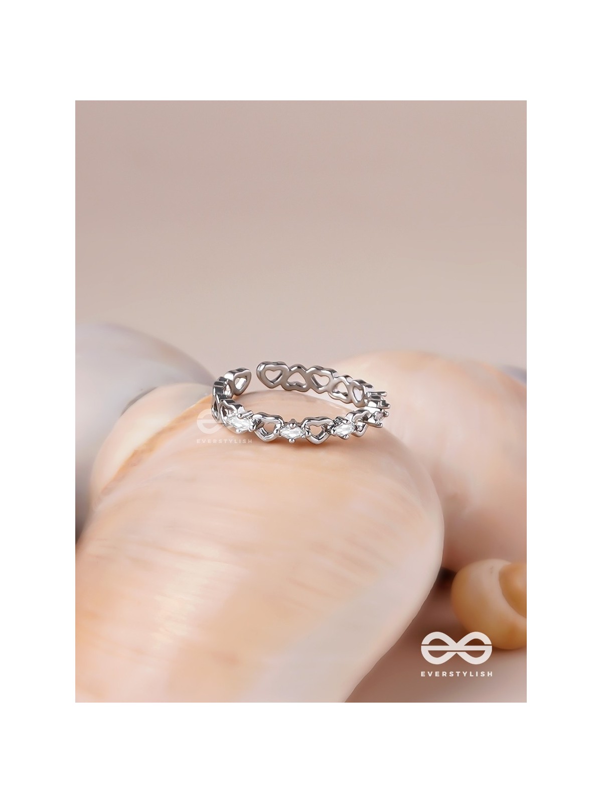 The Heart Confetti - Silver Cubic Zirconia Ring (Adjustable)