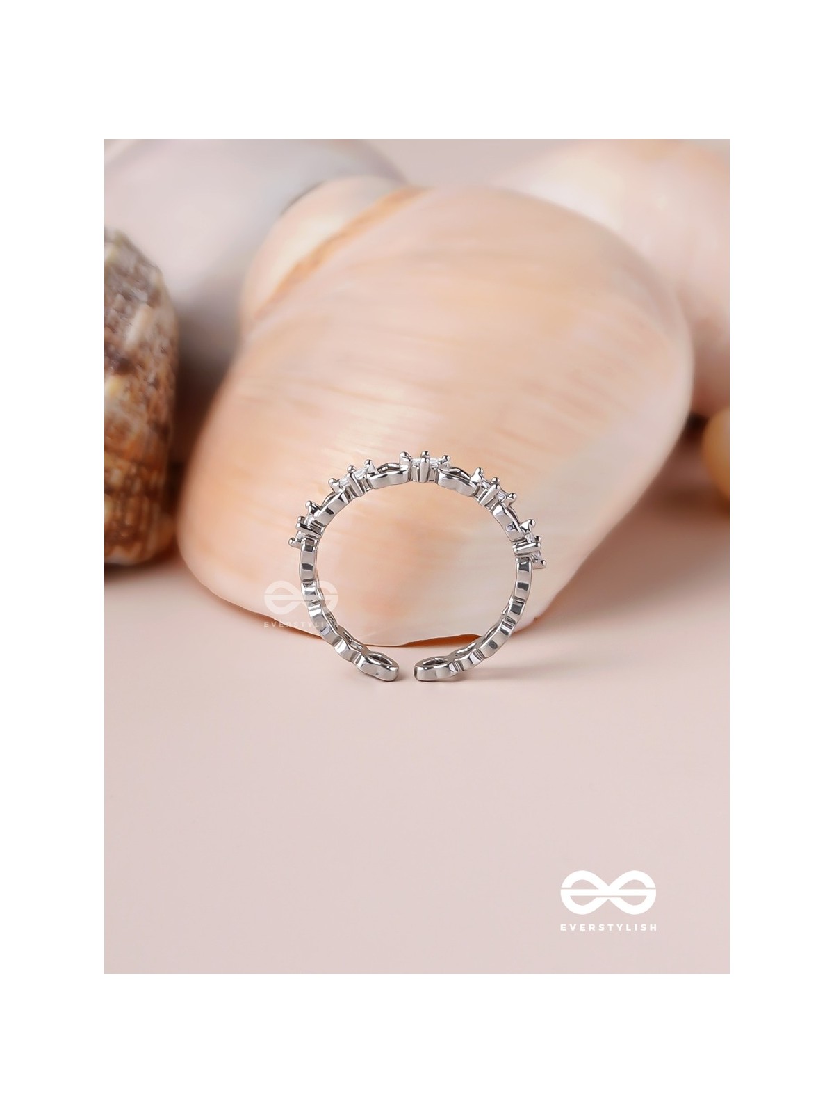 The Heart Confetti - Silver Cubic Zirconia Ring (Adjustable)