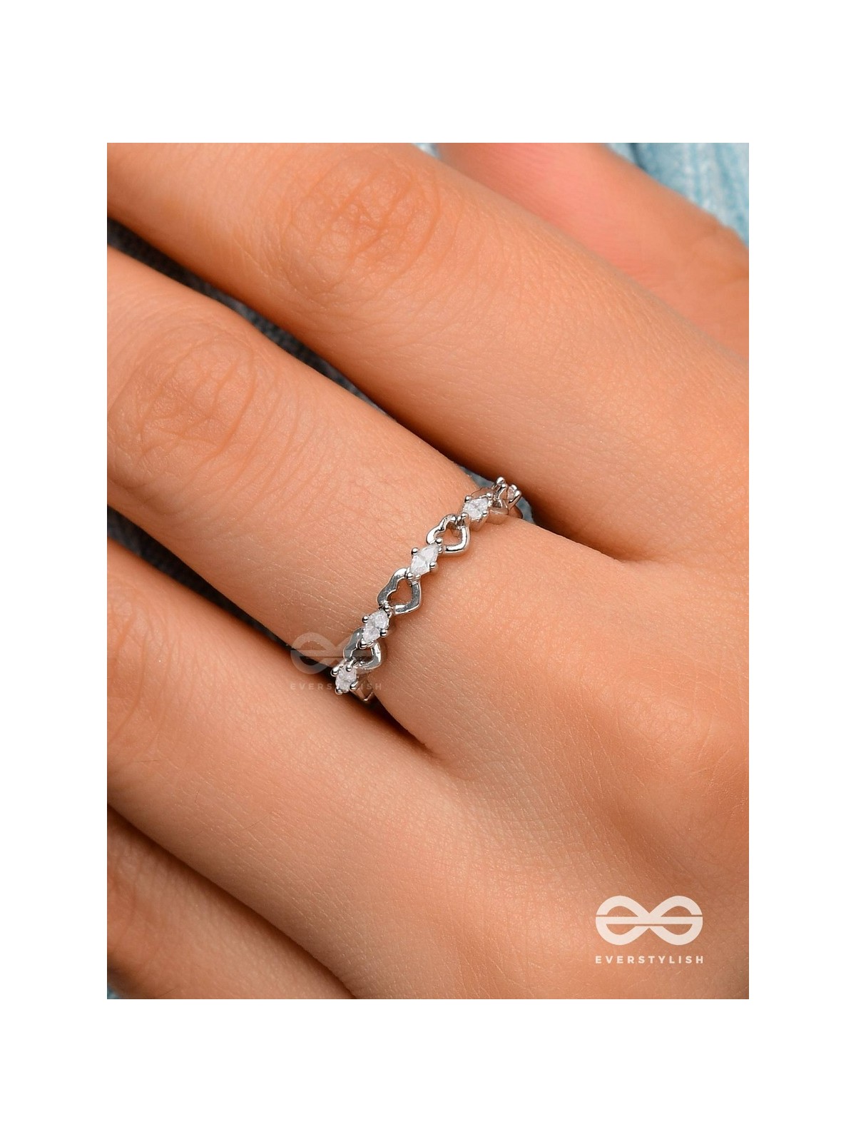 The Heart Confetti - Silver Cubic Zirconia Ring (Adjustable)