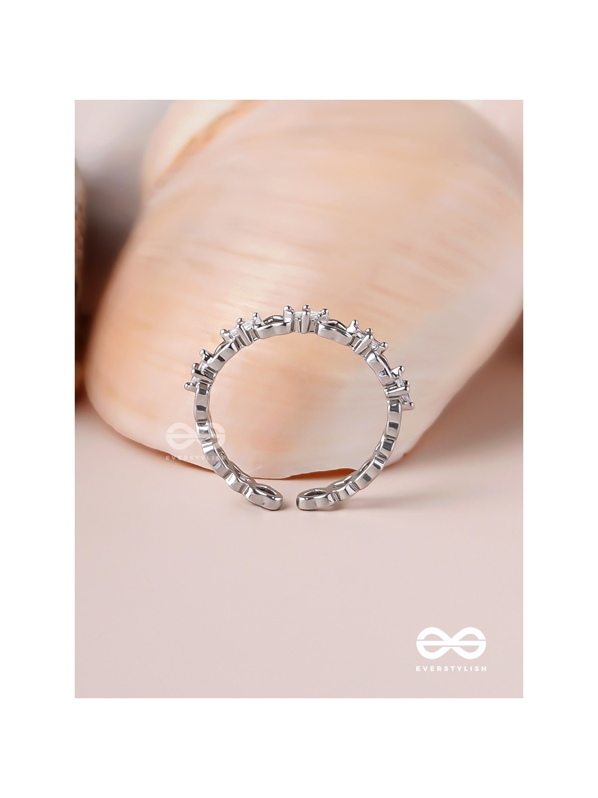 The Heart Confetti - Silver Cubic Zirconia Ring (Adjustable)