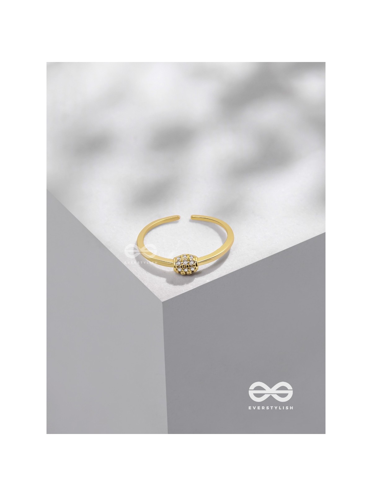 The Rare Lustre - Golden Cubic Zirconia Ring 